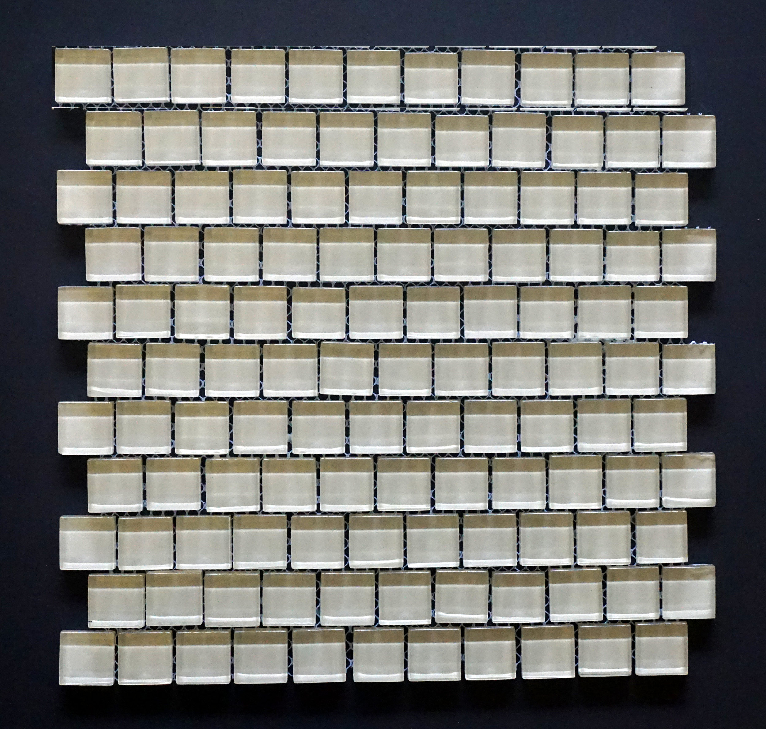 TREND BEIGE1X1 - Beige 1"X1" Brick 11 PC/CTN (10 SF); 72 CTN/PLT