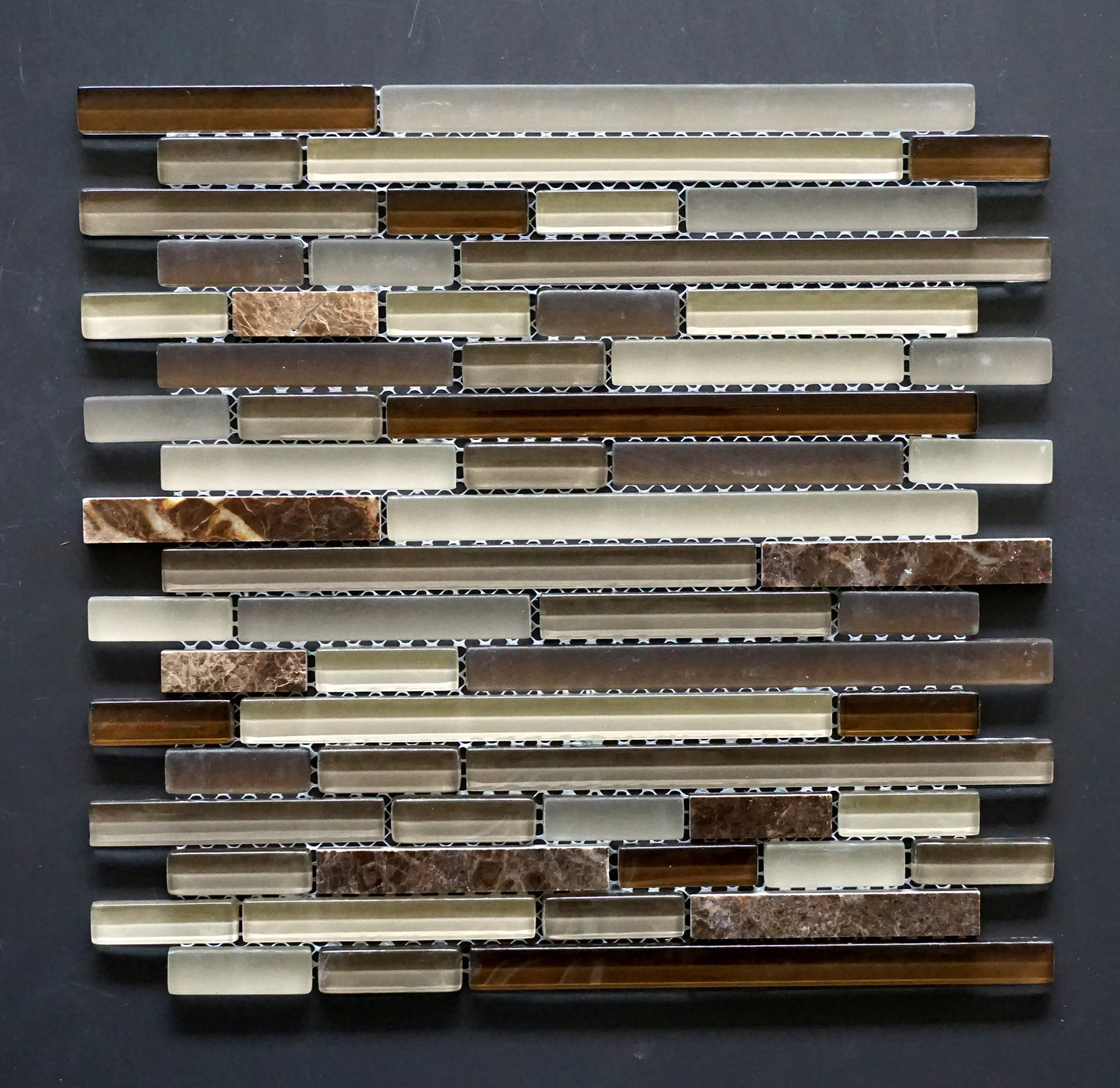 MANHATTAN BROWN MIX LISTELLO 11 PC/CTN (10.76 SF); 72 CTN/PLT