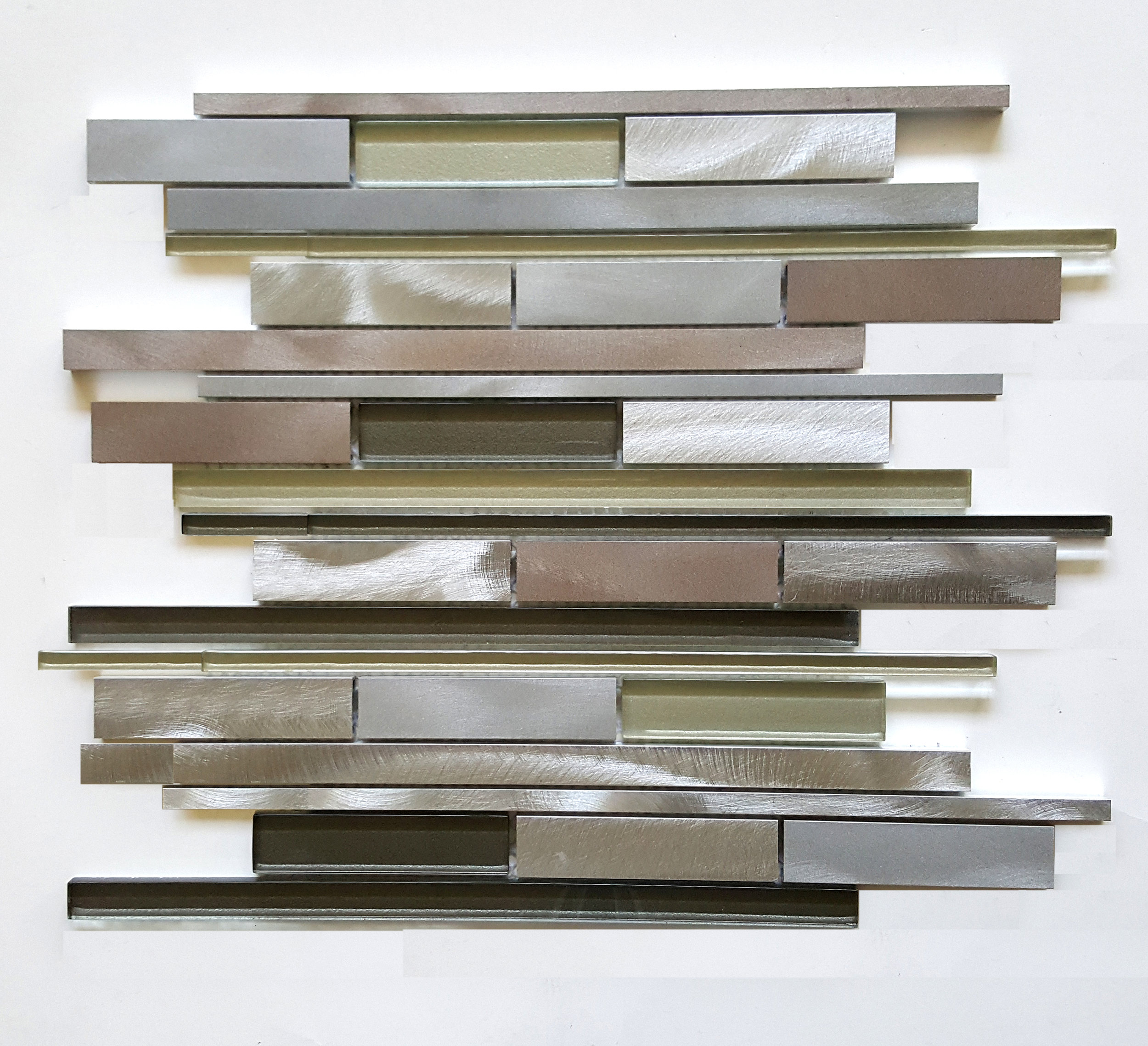 MANHATTAN CAL040 - Metallic Grey Mix 10 PC/CTN ( 10 SF); 60 CTN/PLT