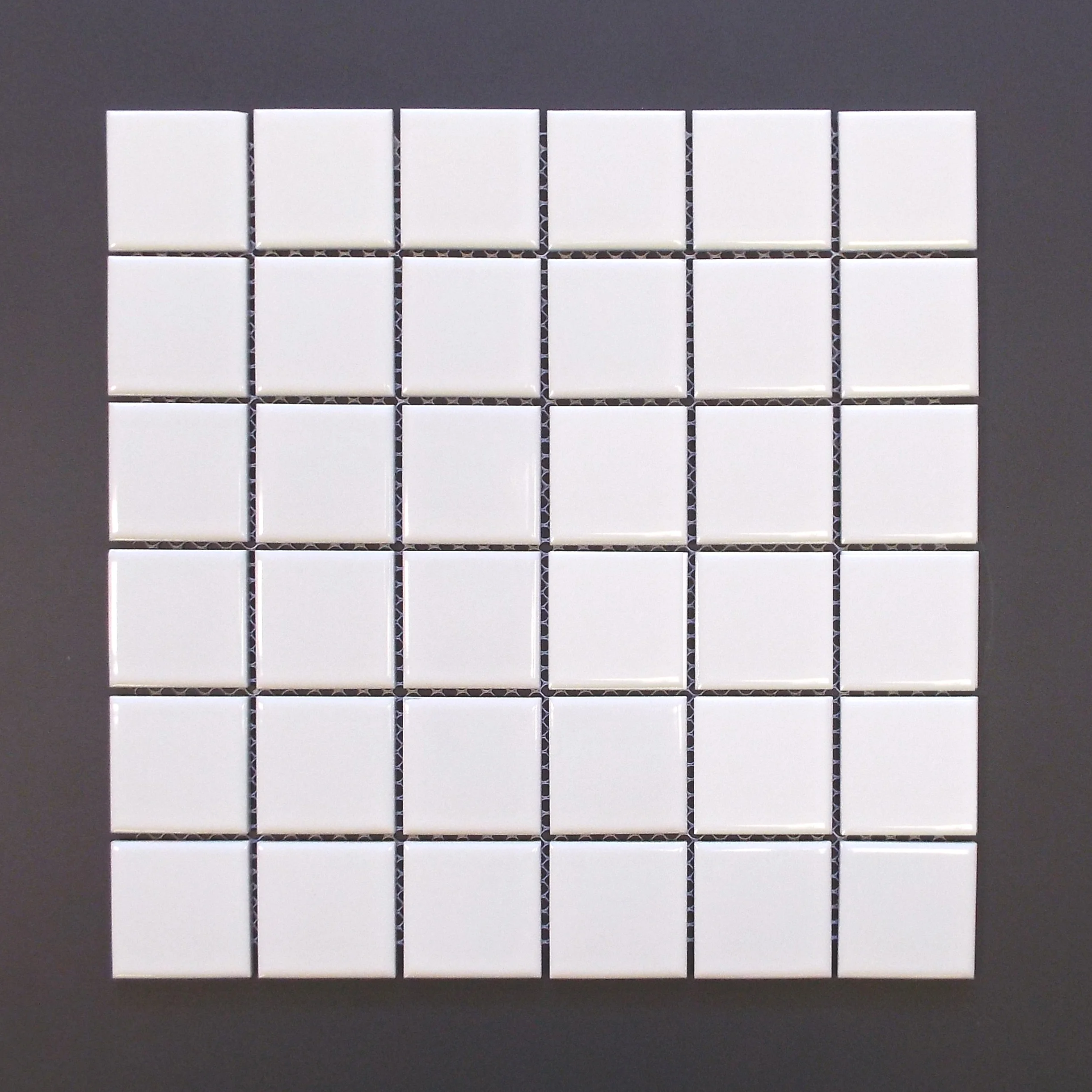 SQ 1100HP - 2"X2" Shiny White 20 PC/CTN (20.16 SF); 54 CTN/PLT