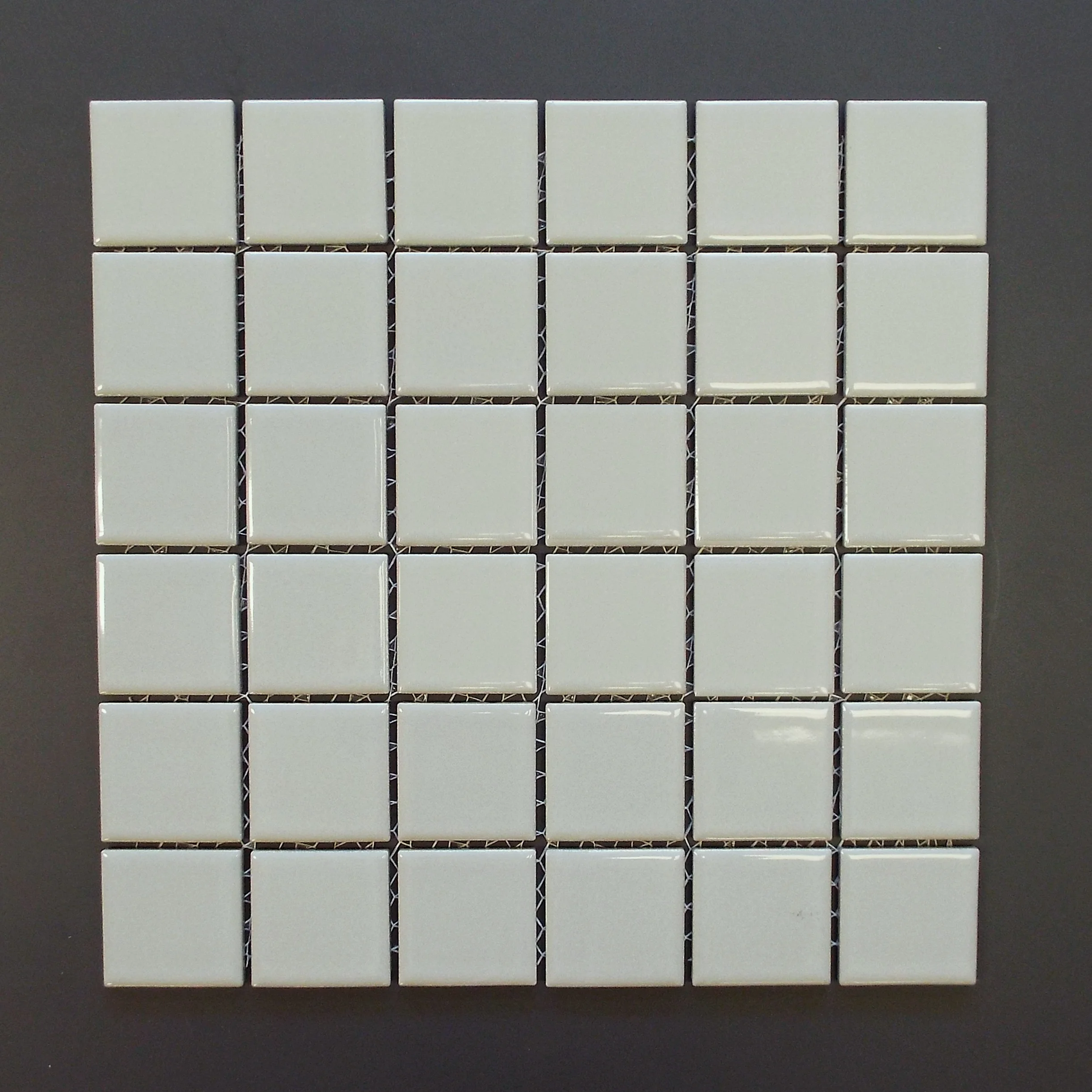 SQ 112K - 2"X2" Shiny Sterling Grey 20 PC/CTN (21.76 SF); 45 CTN/PLT discontinued - confirm availability