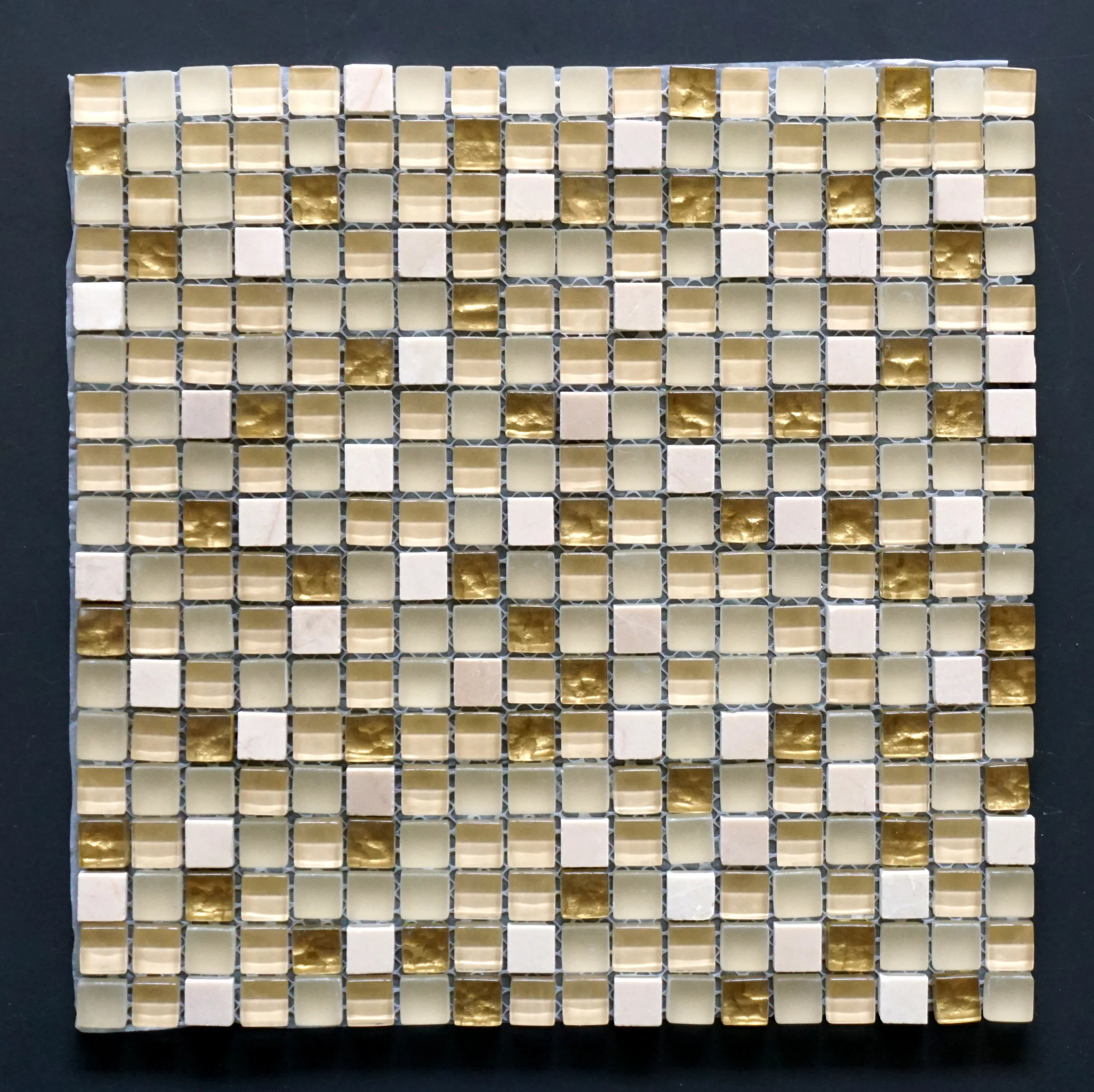 Discontinued MANHATTAN GOLD 5/8" 11 PC/CTN (10.76 SF); 72 CTN/PLT