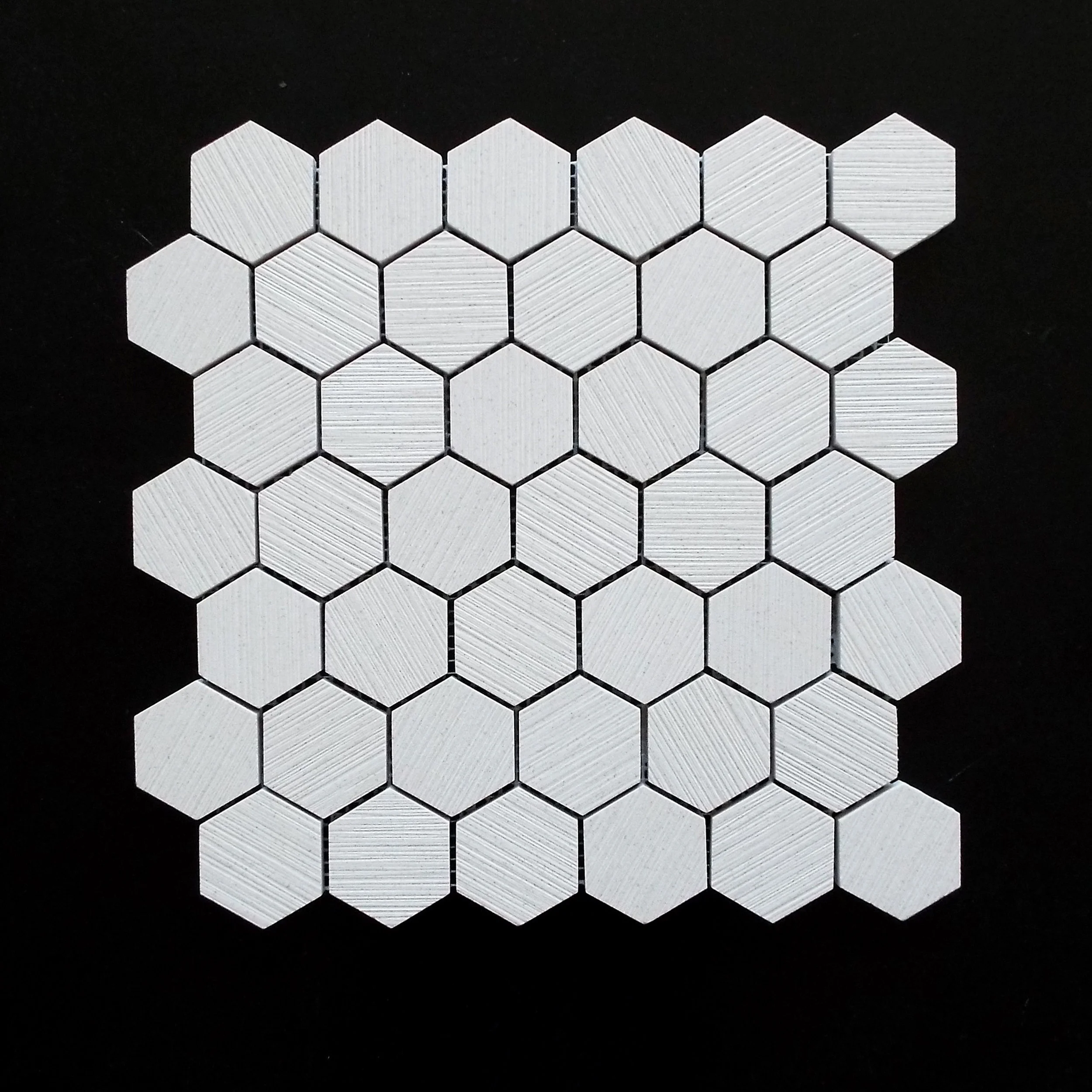 GOLDEN SILK WHITE 2" HEX MOSAIC 11 PC/CTN (10.76 SF) 12"X24" AVAILABLE > PORCELAIN / DIASTONE / GOLDEN SILK