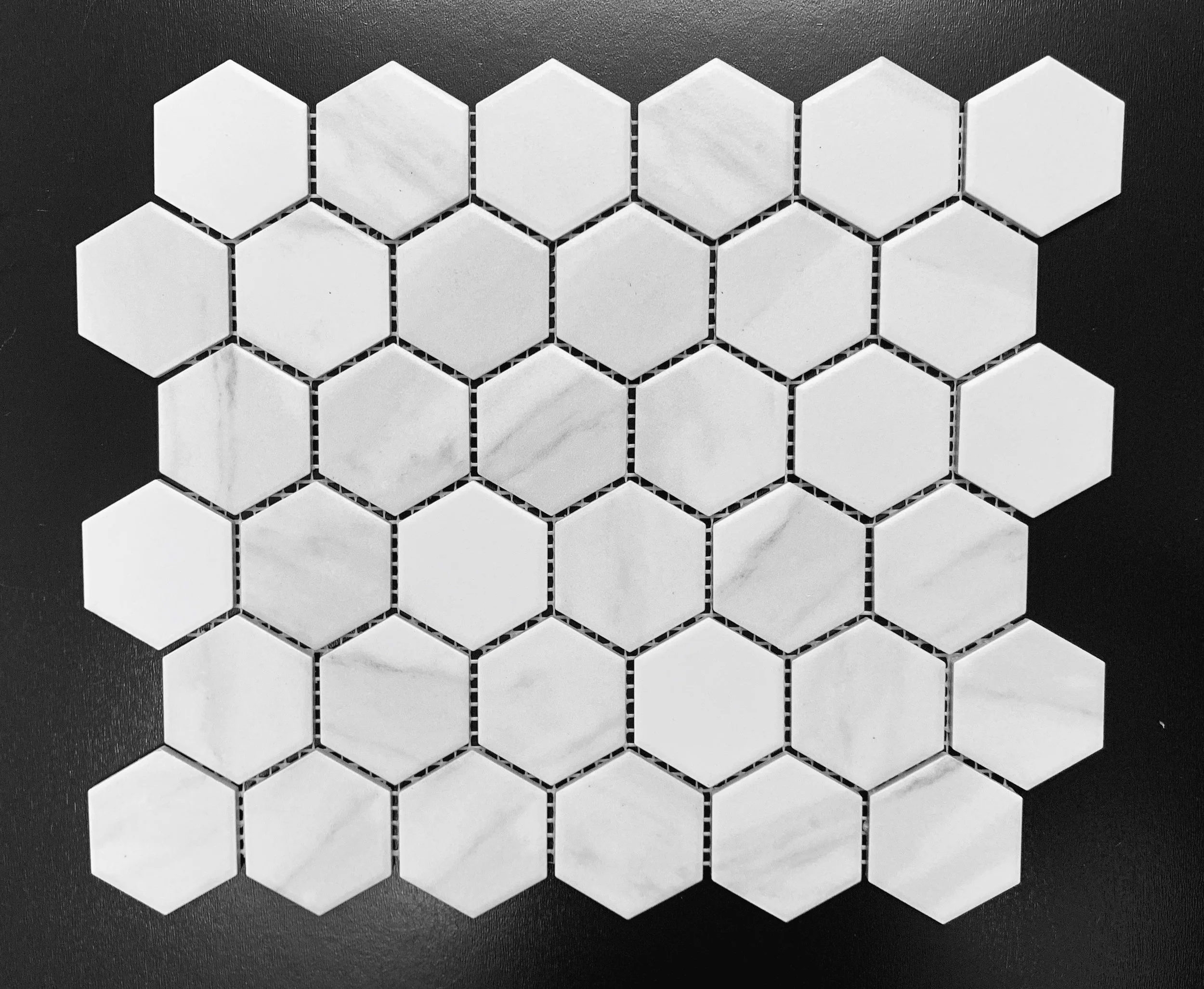 STMOS HEX2CARG - 2" HEX Carrara Grey matte 20 PC/CTN (19.67 SF); 54 CTN/PLT