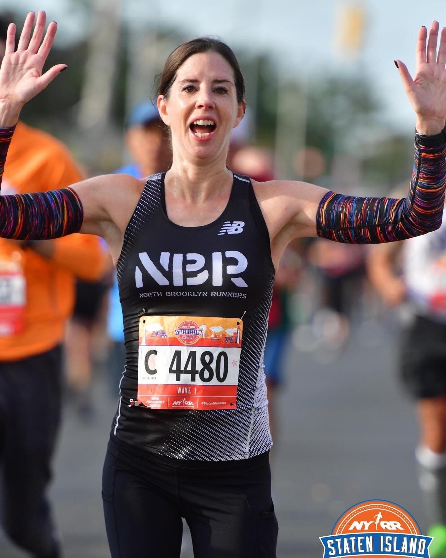 Congrats to our ✌️ #RunnerOfTheMonth Natalie Gleed @ngleed 

When Natalie moved to Williamsburg in 2016, she was pretty much a solo runner, and she kept seeing NBR shirts around. That&rsquo;s when she realized: if she kept turning up, she could meet 