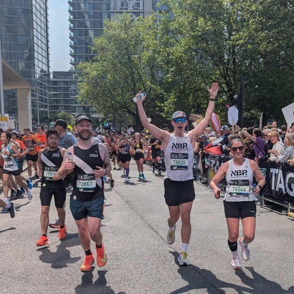 Congratulations to all of our teammates who ran the TCS London Marathon 🇬🇧

Some shoutouts to:

Anna Hope Emerson threw down an extraordinary 2:51:03 for 4th on the club records list, negative splitting through a race that has a tougher second half