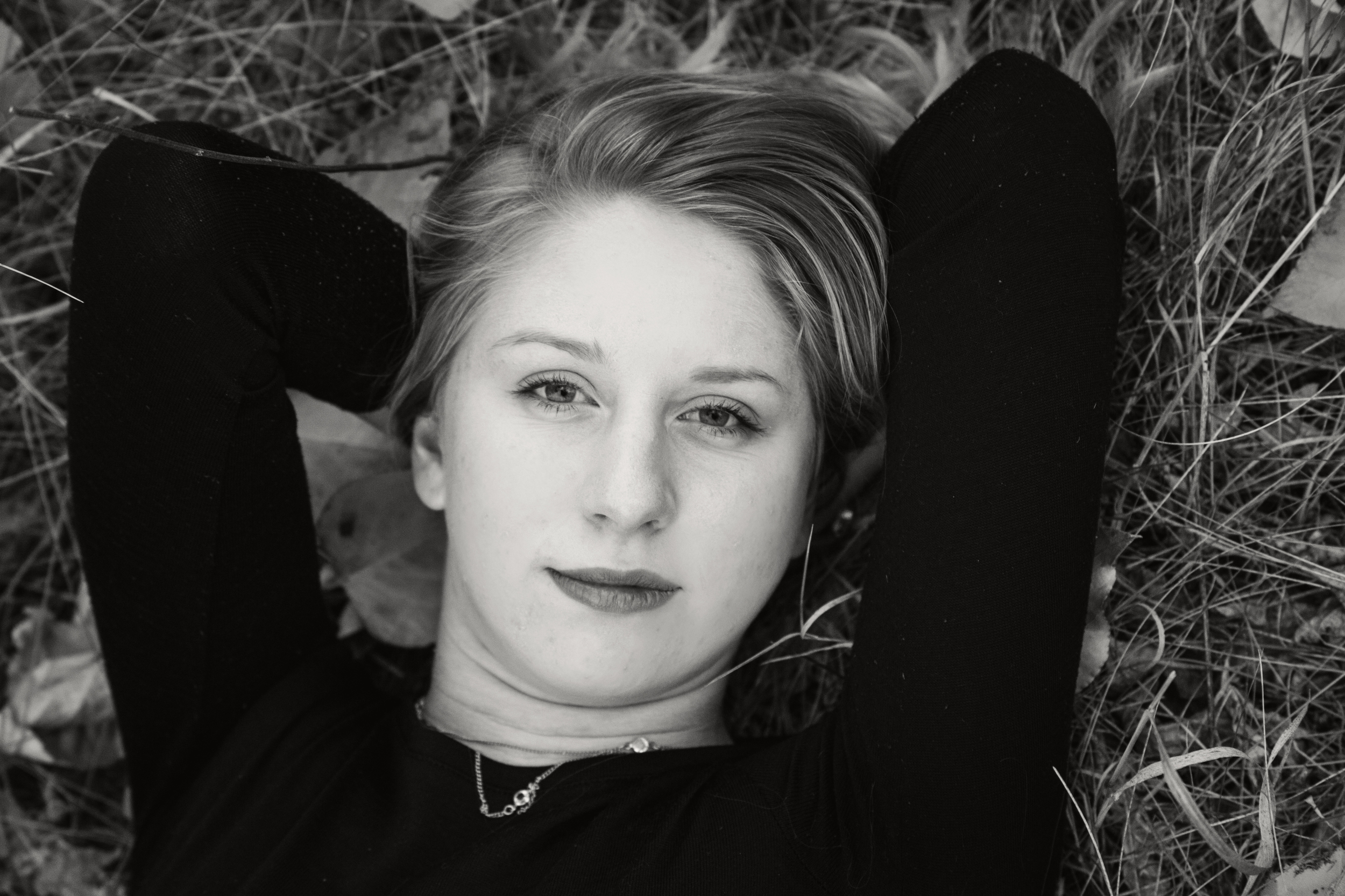 Shalom HS Grad-151 bw.jpg