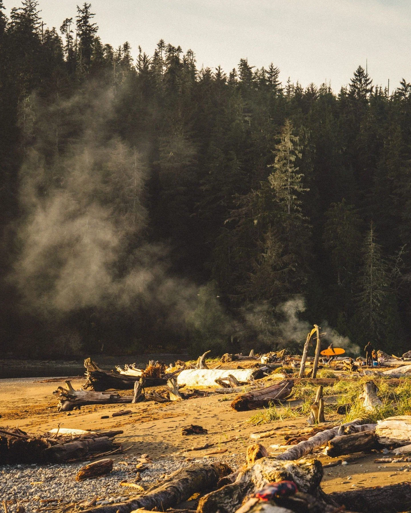 Swipe for fall camping vibes 🍂
ㅤ
Photography by @robwilson.photography
ㅤ
#vancouverisland #experiencevancouverisland #explorebc #vanlife #islandlife #supportlocal #adventure #ExploreCowichan #ShareVI