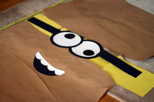 Mummy minion door face