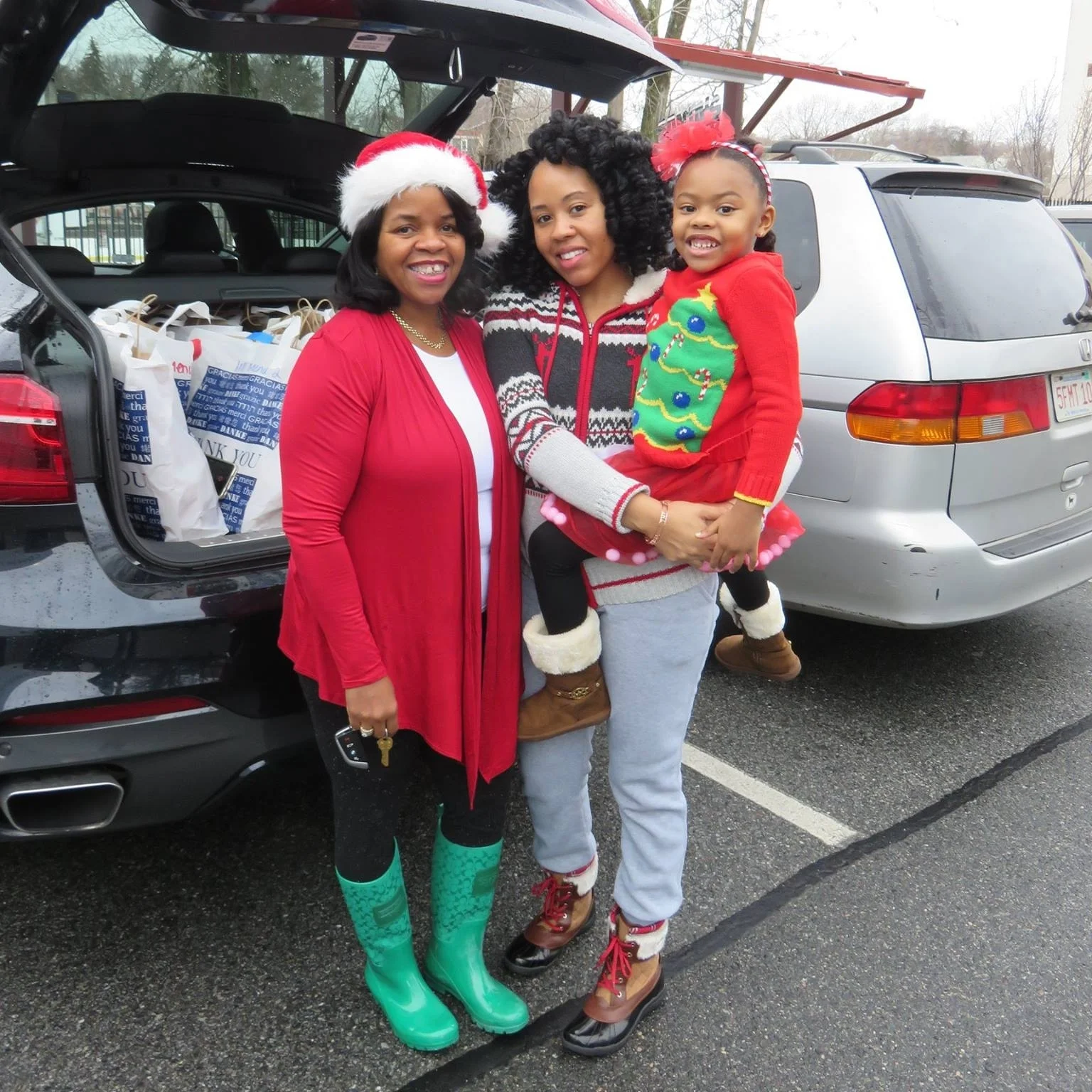 High fives to this local family that volunteers every December for Holiday Meal Delivery