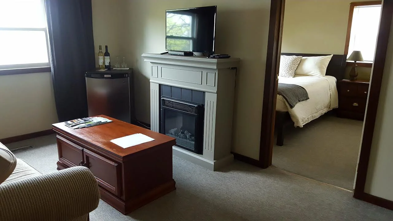 sitting room.jpg