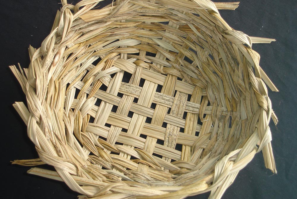 how to weave a basket