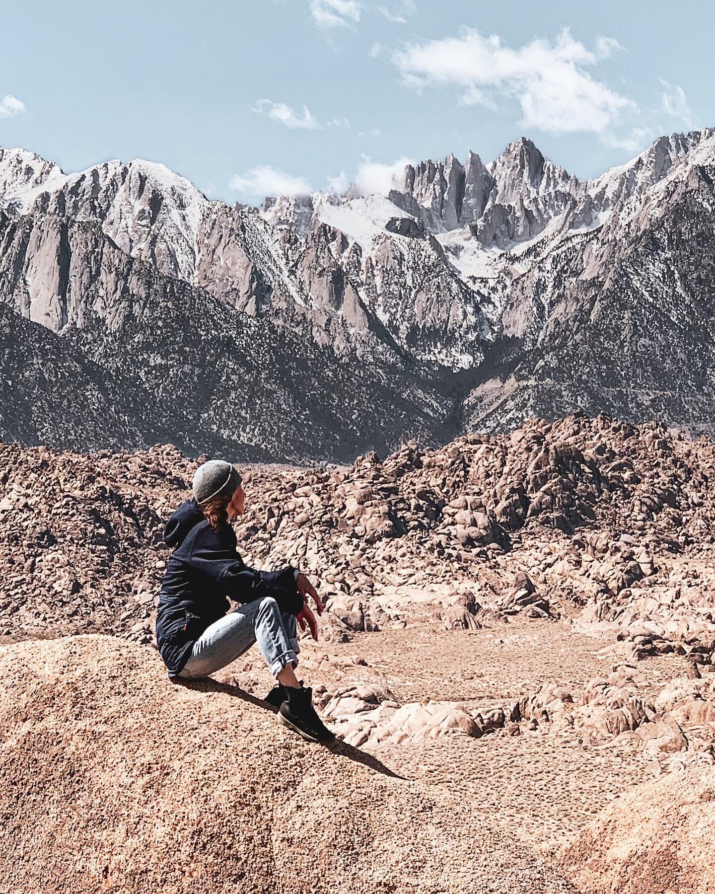 Happy Earth Day everyone! A reminder to care for our planet&mdash;our living, breathing, supporting, feeding, nurturing home&mdash;today and everyday 🌎💖
.
.
.
📍 Payahuunad&uuml; Indigenous Land
#alabamahills #lonepine #mtwhitney #whitneyportal #pa