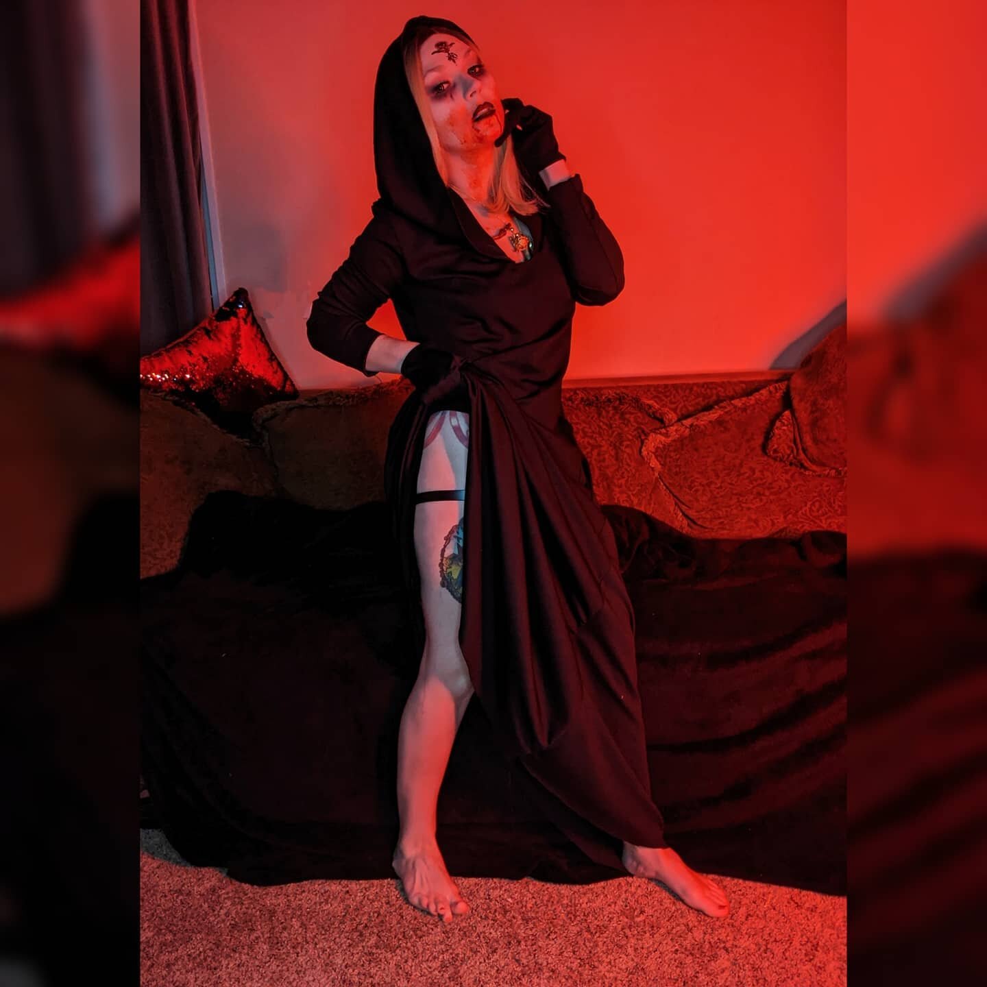 Did I drop a Resident Evil OF set... Yes... Yes I did. Check the link in my bio!
*
*
*
*
*
*
*
*
*
#cosplay #cosplayer #residentevil #residentevilvillage #scareactor #hauntscene #hauntactor #scary #spooky #vampire #vampirecosplay #ladydimitrescu #re8