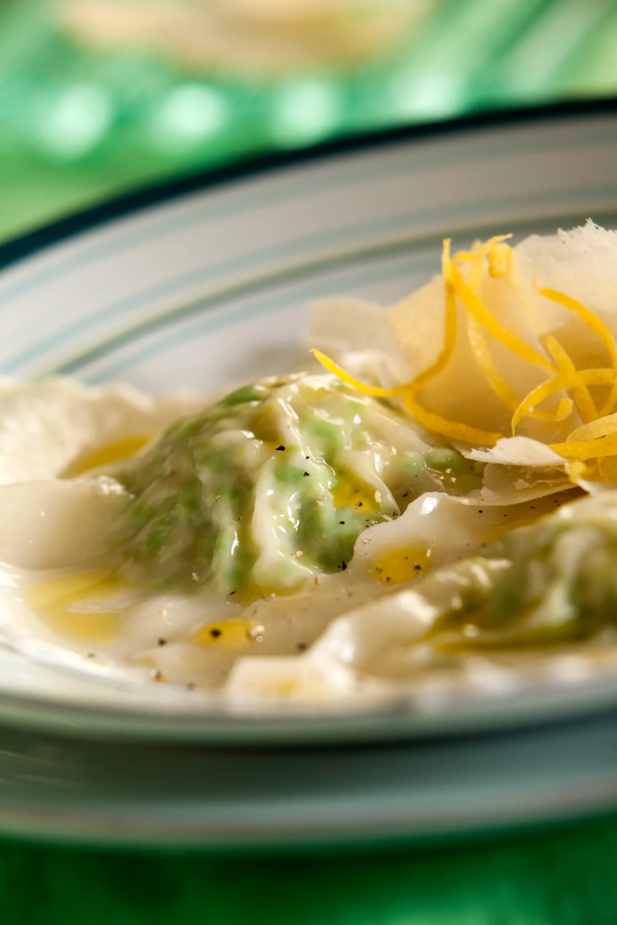 Jax-Ravioli_mint_sauce-03.jpg