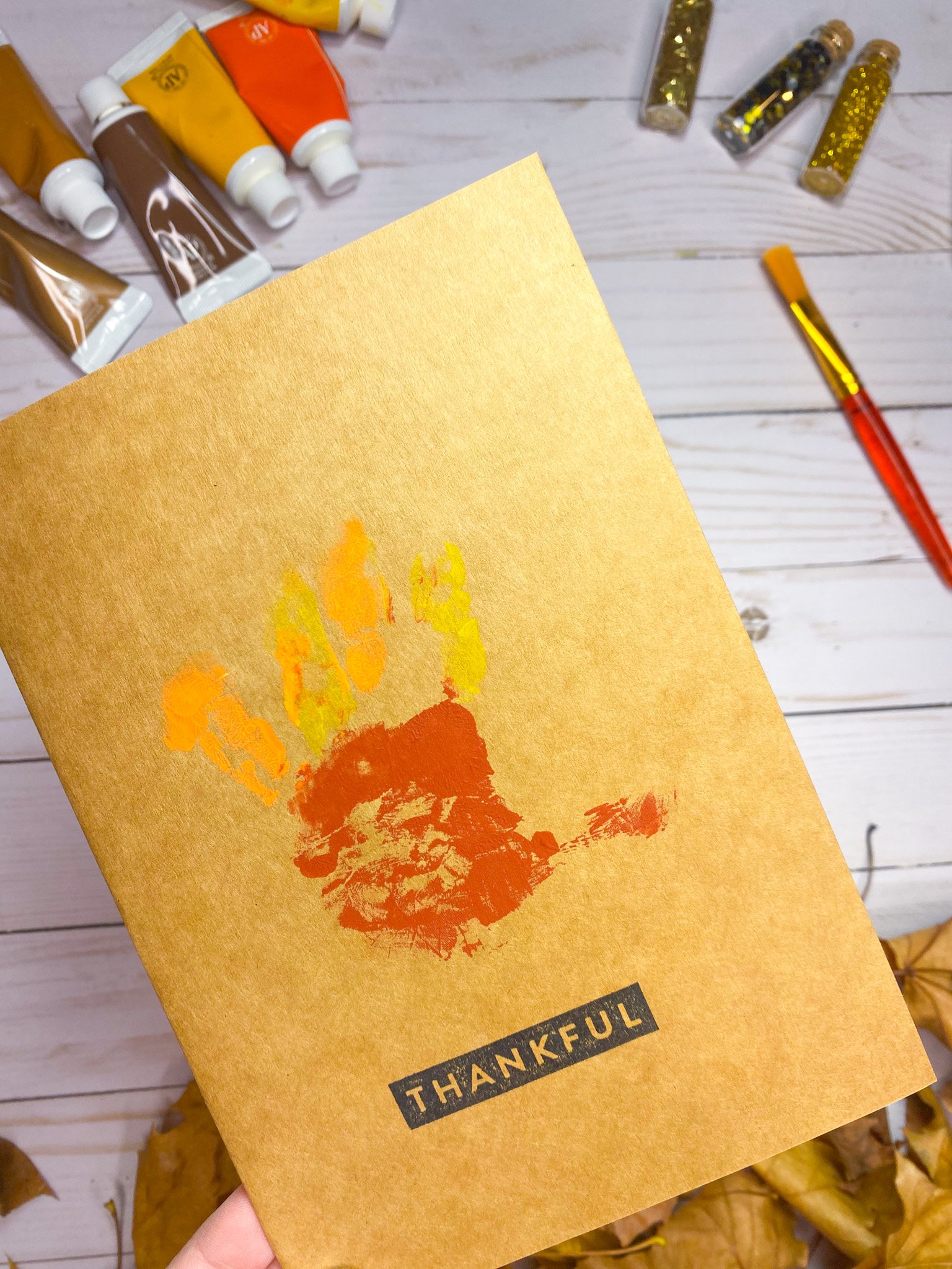 thanksgiivng-greeting-card-hand.jpg