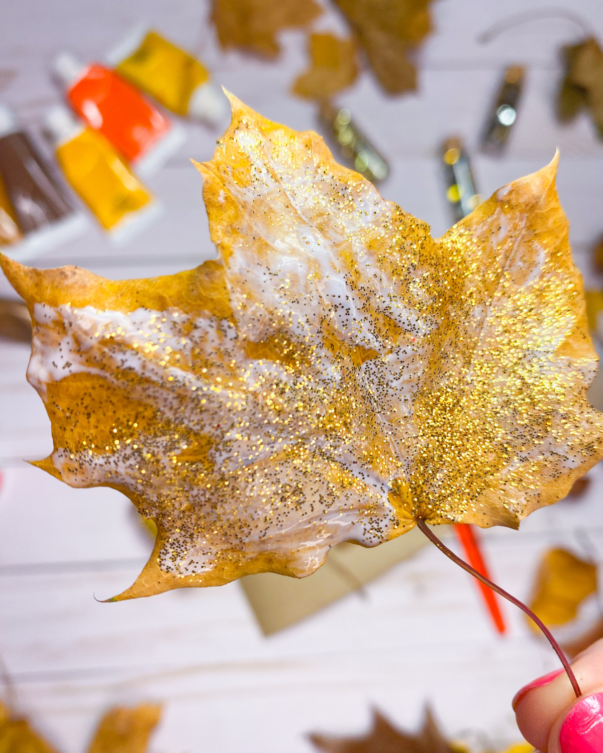 Homemade-gift-wrapping-gold-leaf-drying.png