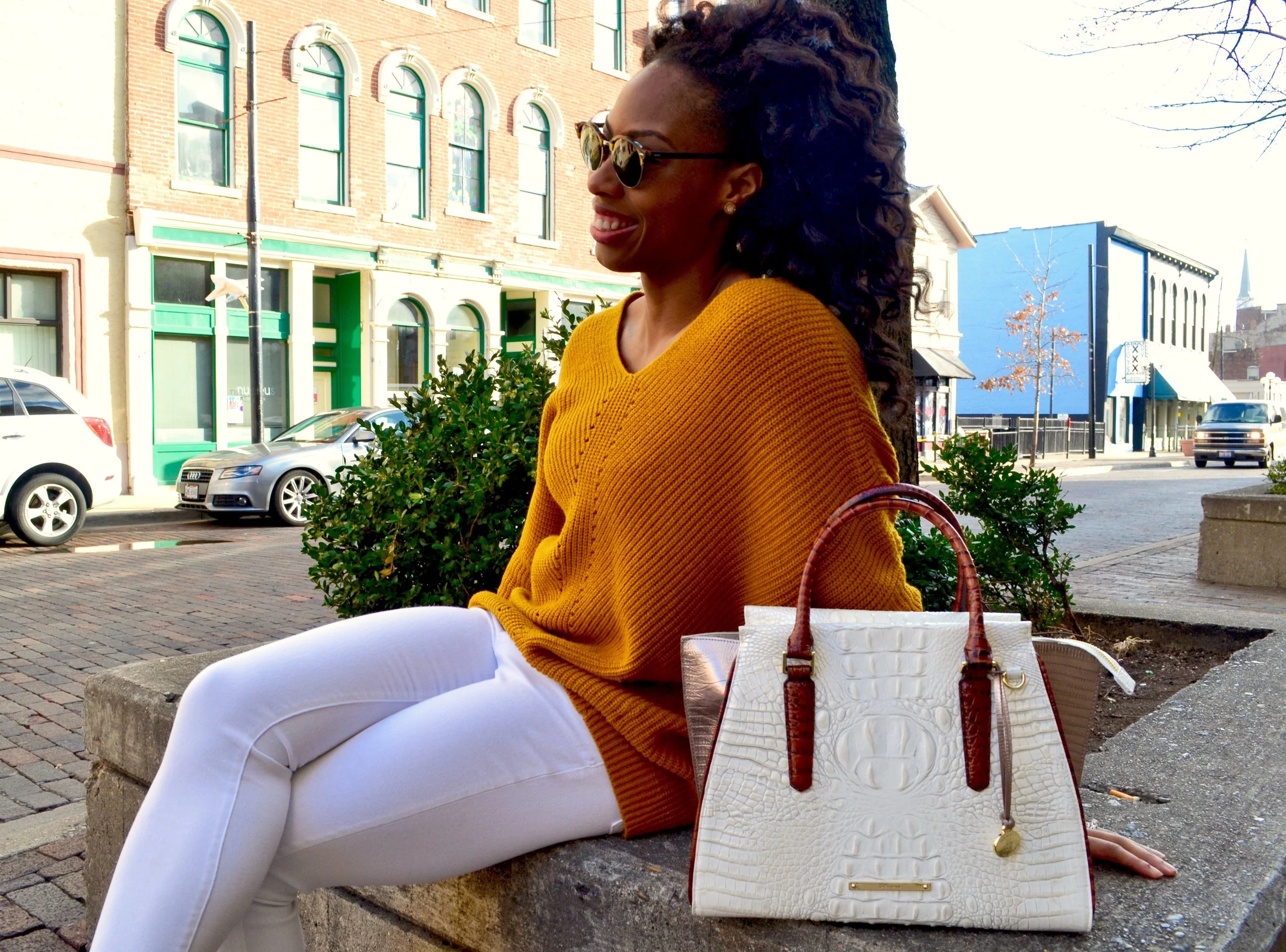 This post was sponsored by Brahmin Handbangs. Check them out here!