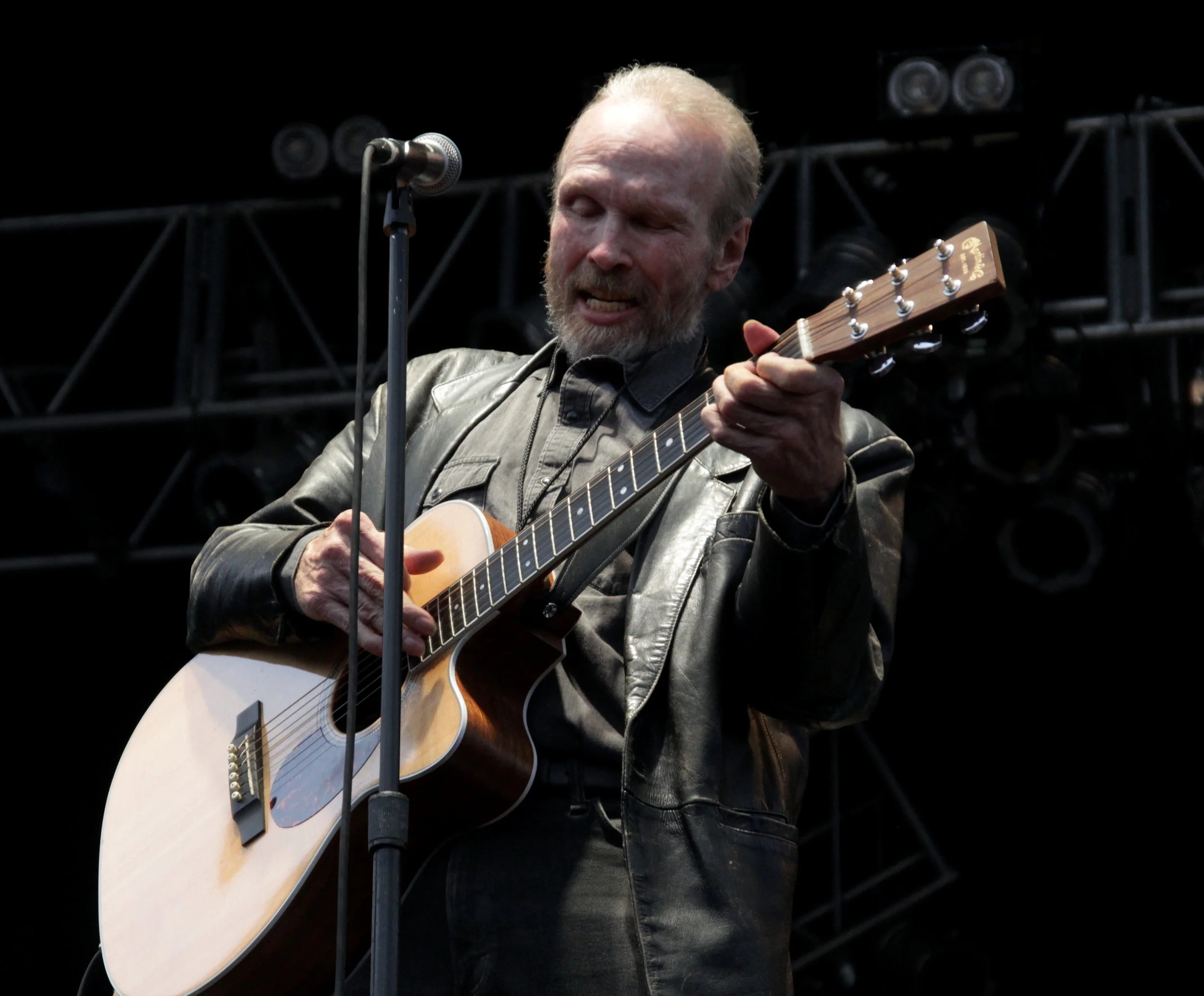 DAVE ALVIN