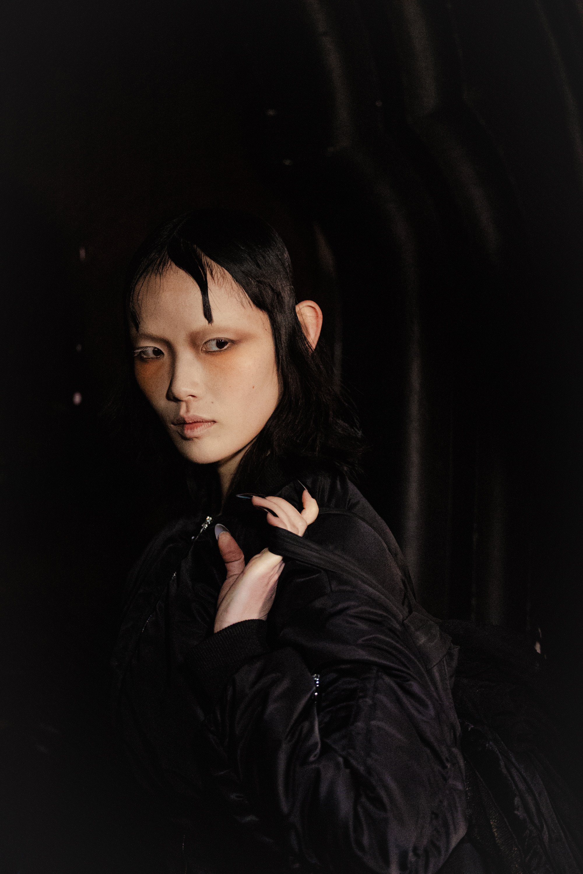 02-18-2024-Dilara-Findikoglu-FW24-Backstage-MelodieJeng-MJJ_5687.jpg