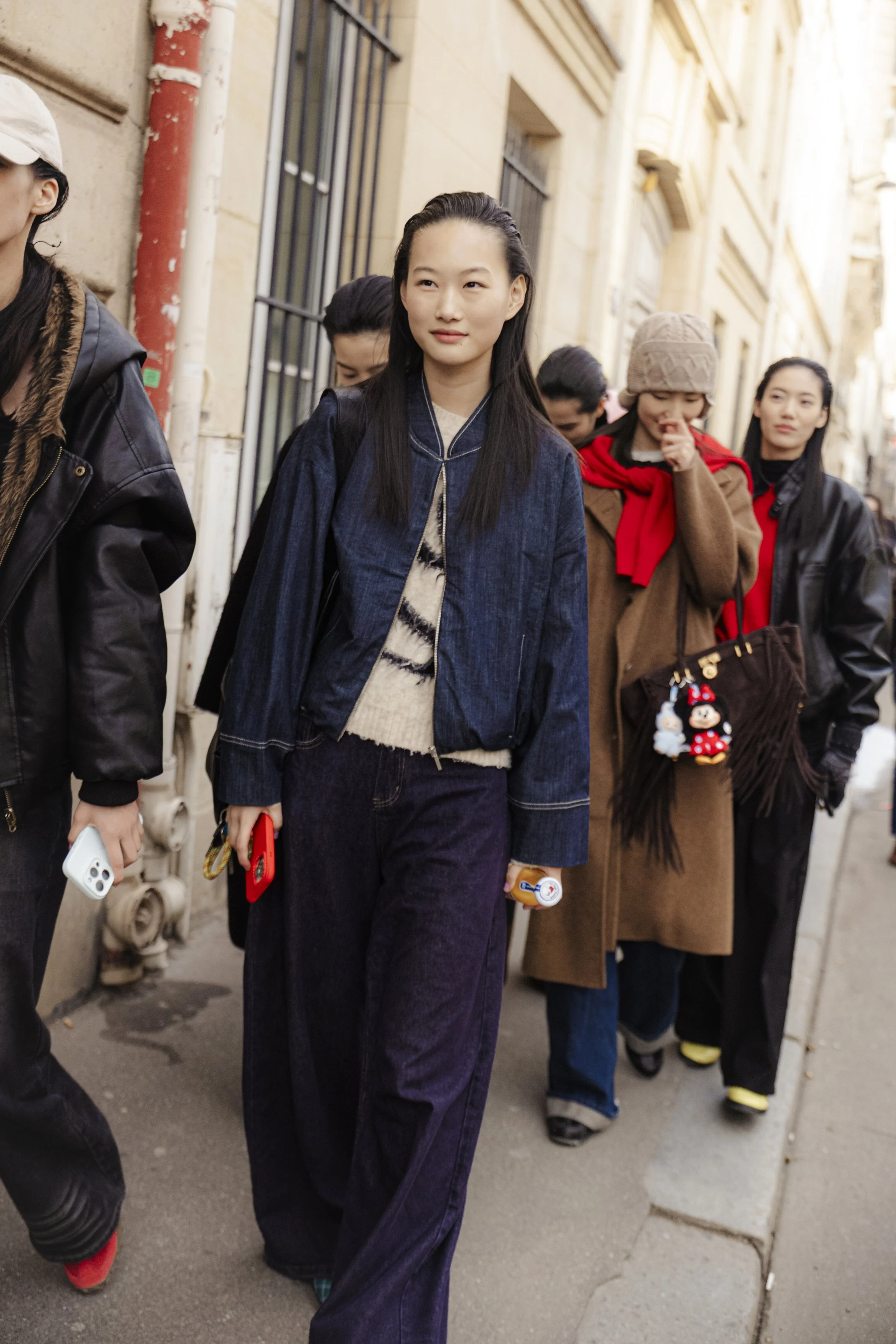 Zhao-Ziqi-2026-01-26-Couture-SS26-StreetStyle1-MelodieJeng-MEL_4288.jpg