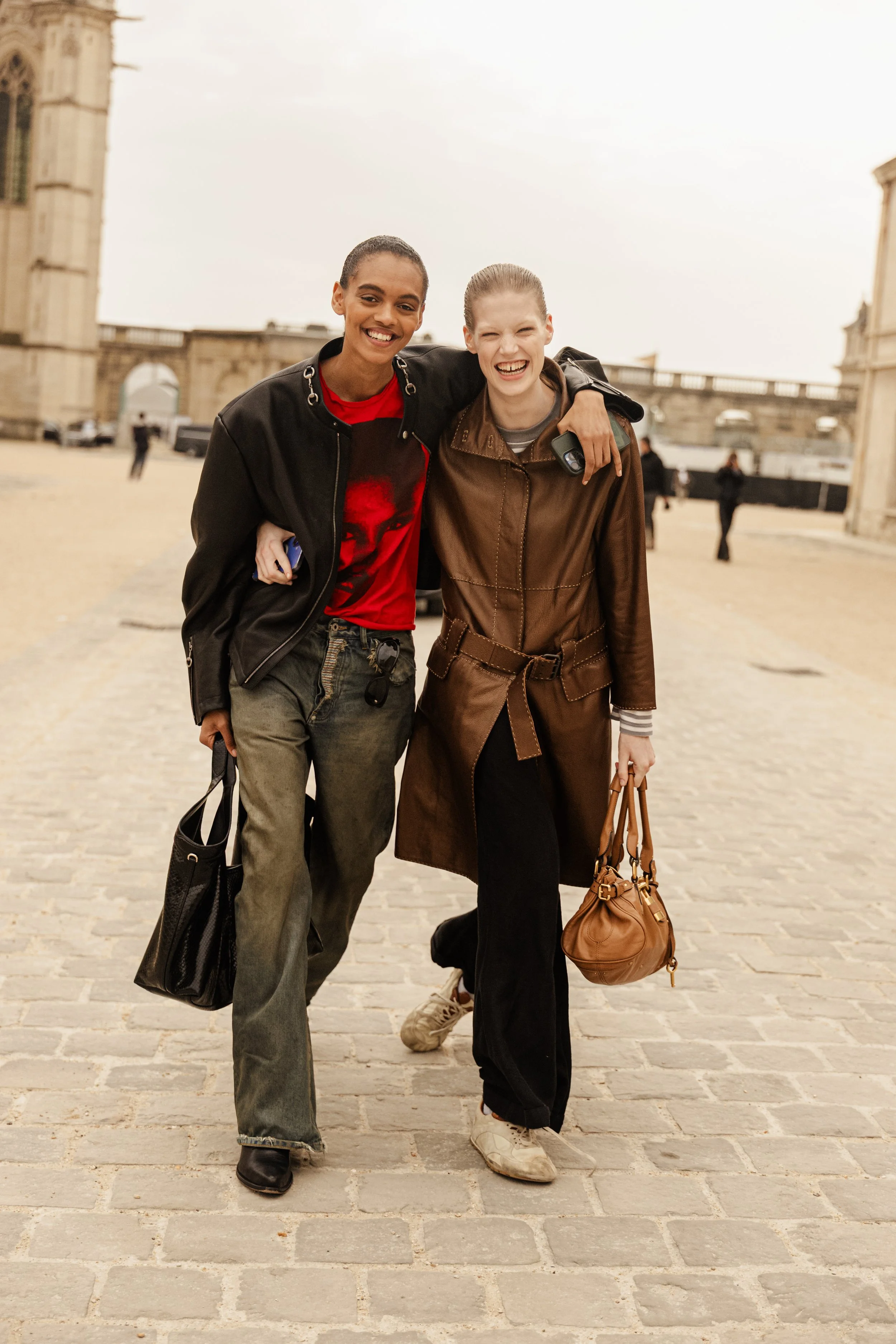 Bebe-Parnell-Jacqui-Hooper-2026-03-06-PFW-FW26-StreetStyle4-MelodieJeng-MEL_5521.jpg