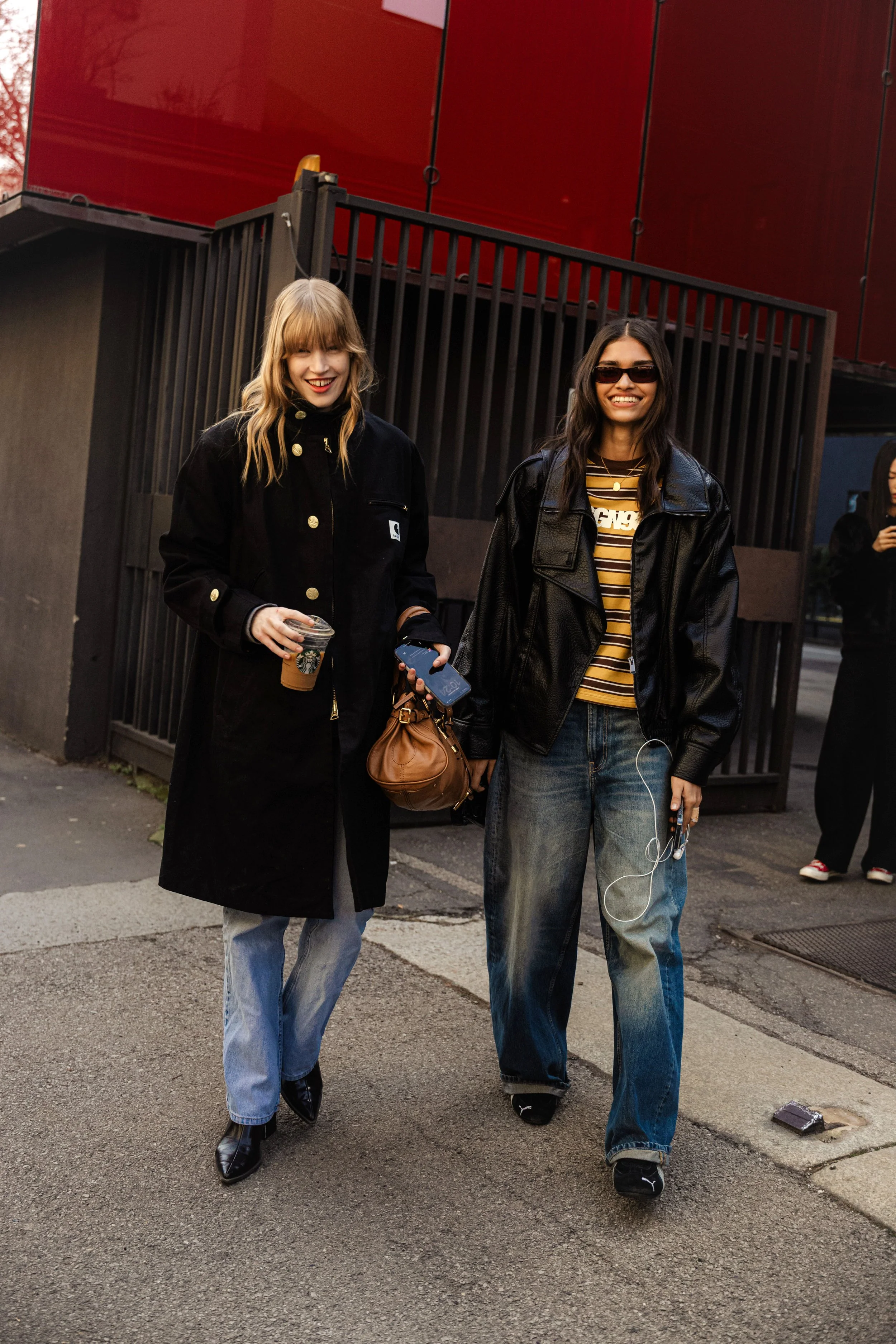 Jacqui-Hooper-Elina-Gunawardena-2026-02-26-MFW-FW26-StreetStyle2-MelodieJeng-MEL_1221.jpg