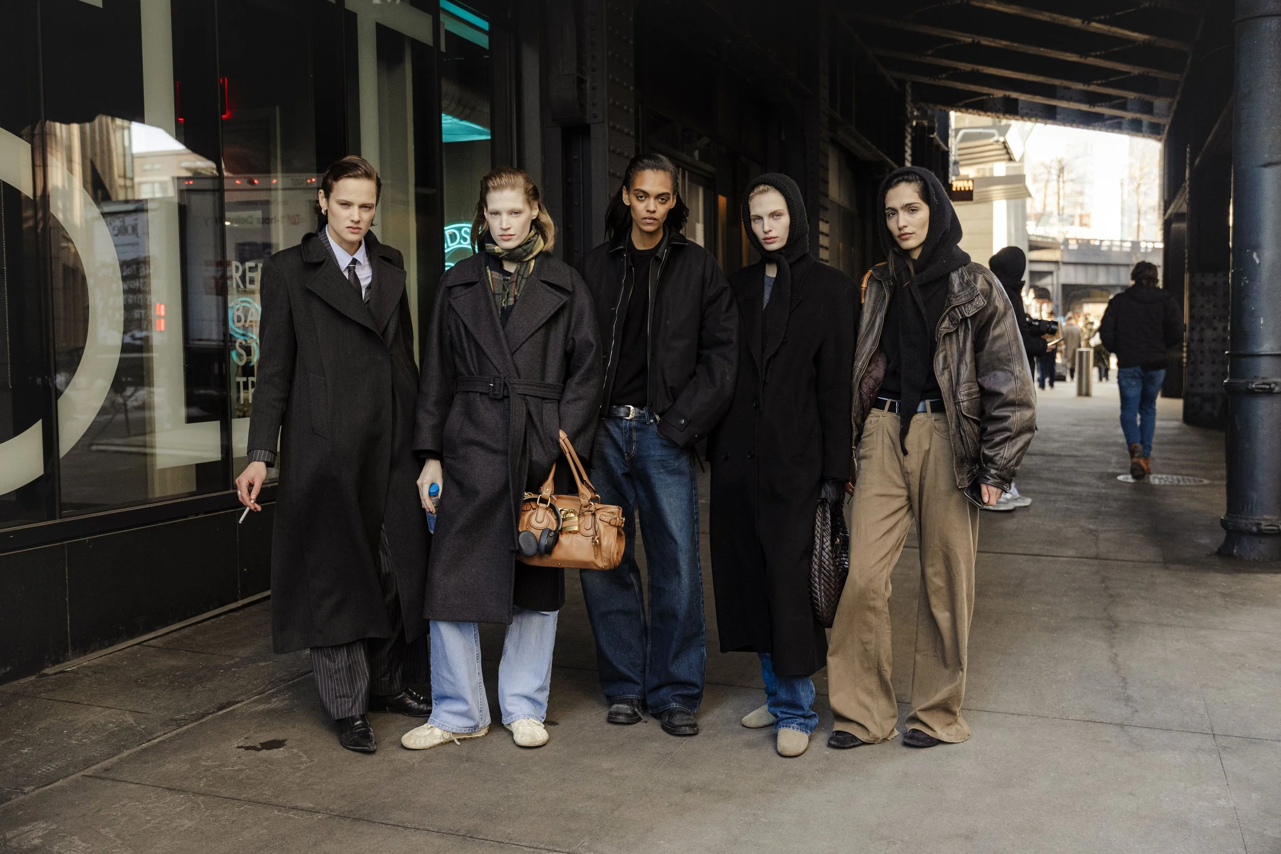 Noor-Khan-Jacqui-Hooper-Bebe-Parnell-Karolina-Spakowski-Sara-Caballero-2026-02-13-NYFW-FW26-StreetStyle3-MelodieJeng-MEL_4035.jpg