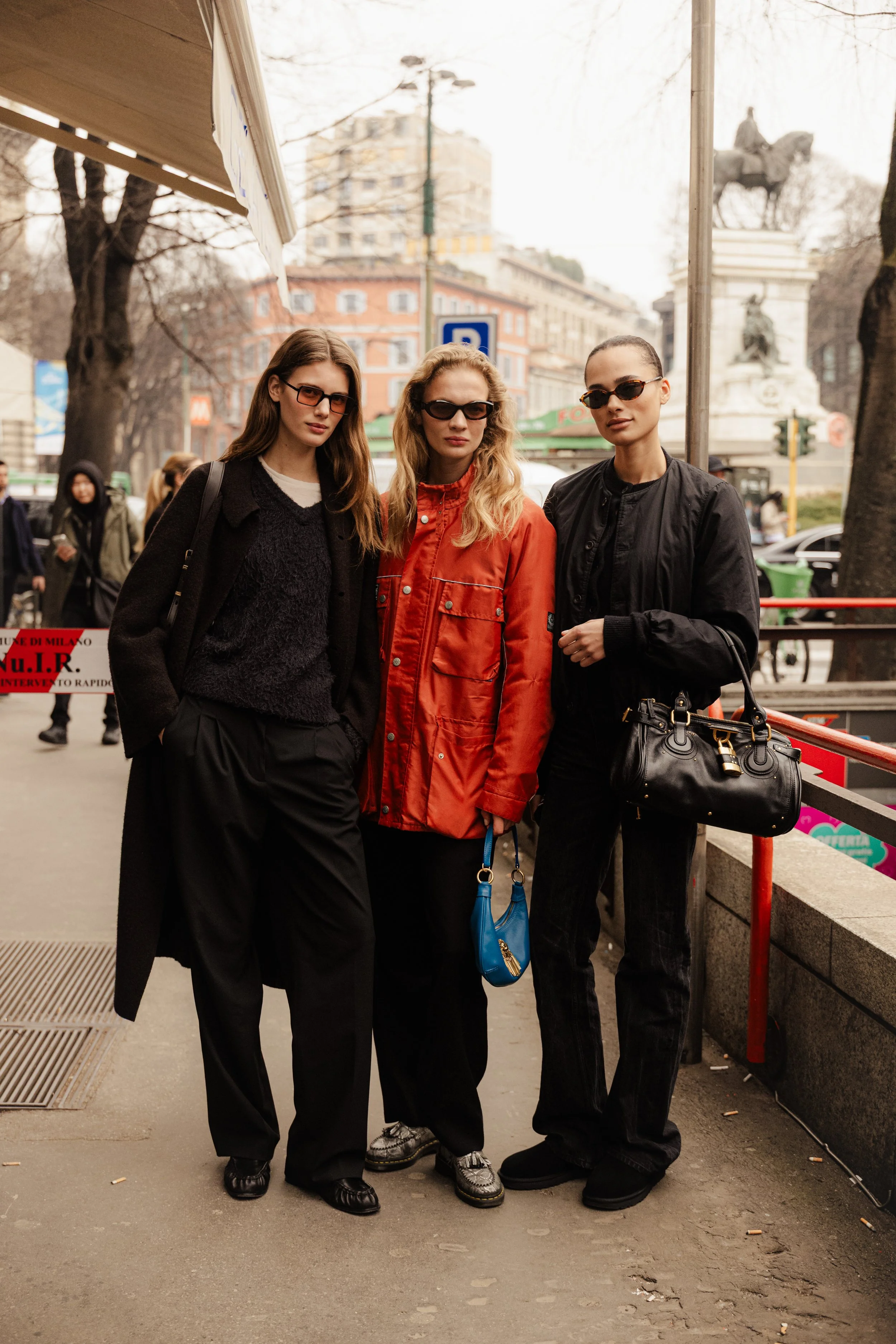 Rosalieke-Fuchs-Caitlin-Soetendal-Annemary-Aderibigbe-2026-02-25-MFW-FW26-StreetStyle1-MelodieJeng-MEL_0354.jpg