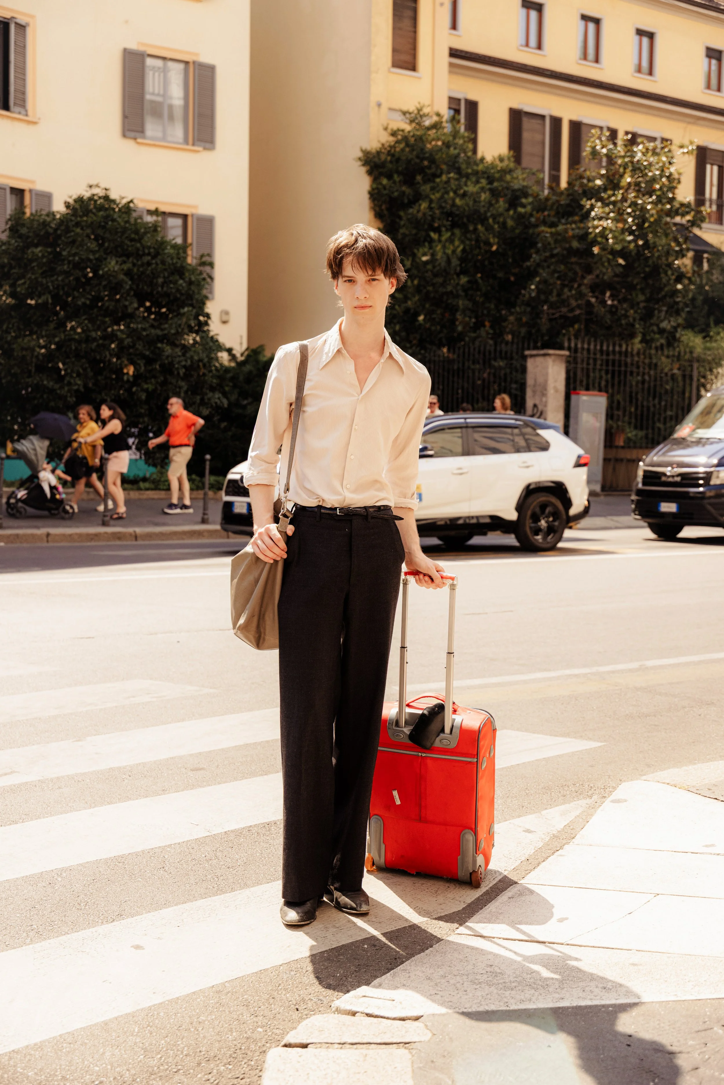 Joshua-Thompson-2026-06-22-MFWM-SS27-StreetStyle4-MelodieJeng-MEL_0033.jpg