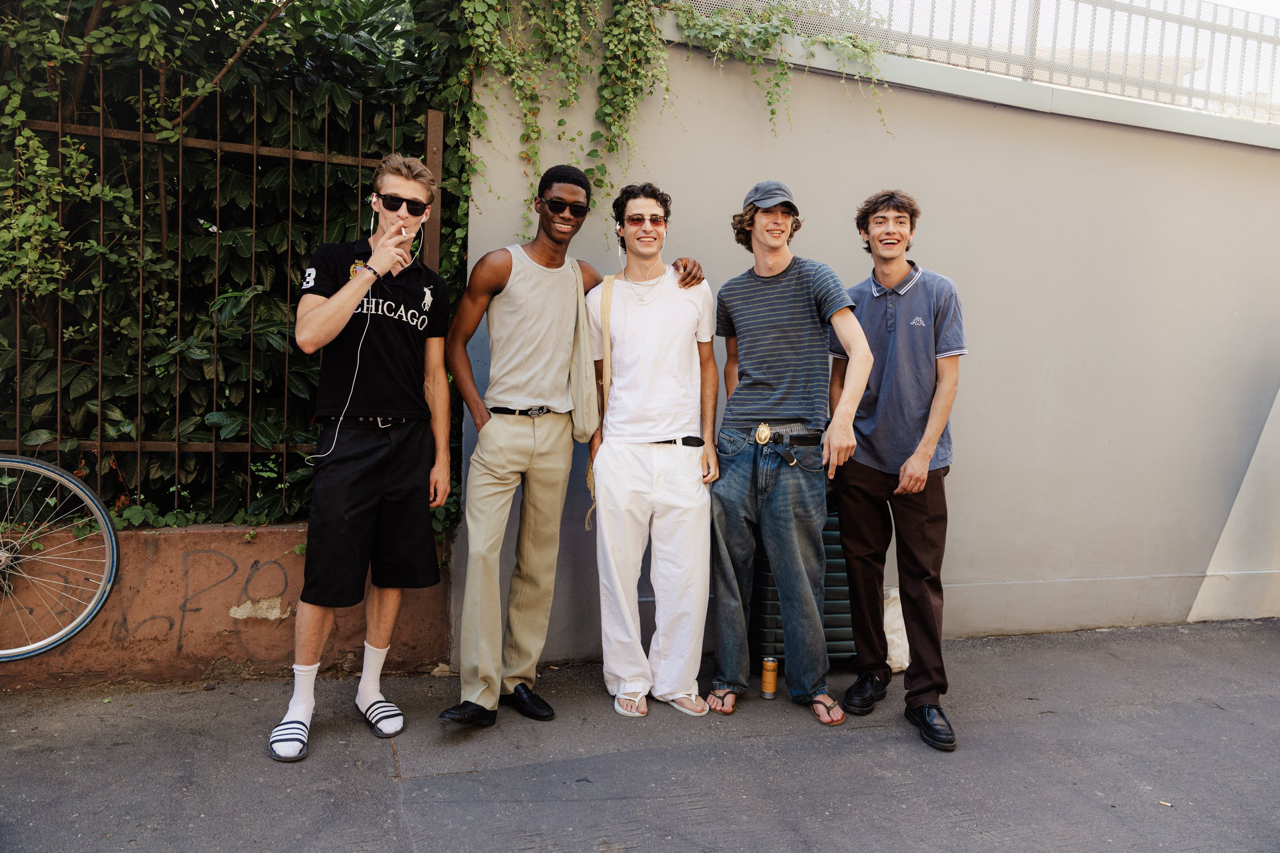 Vasko-Luyckx-Awwal-Adeoti-Oscar-Kindelan-Serkan-Deniz-Benjamin-Carion-2026-06-20-MFWM-SS27-StreetStyle2-MelodieJeng-MEL_1439.jpg