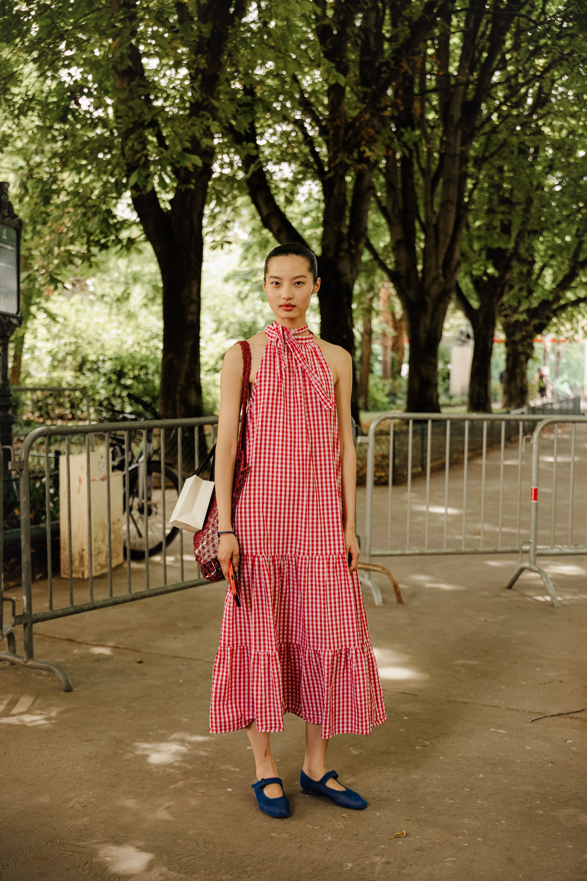 Chen-Yang-2026-07-07-Couture-FW26-StreetStyle2-MelodieJeng-MEL_1665.jpg