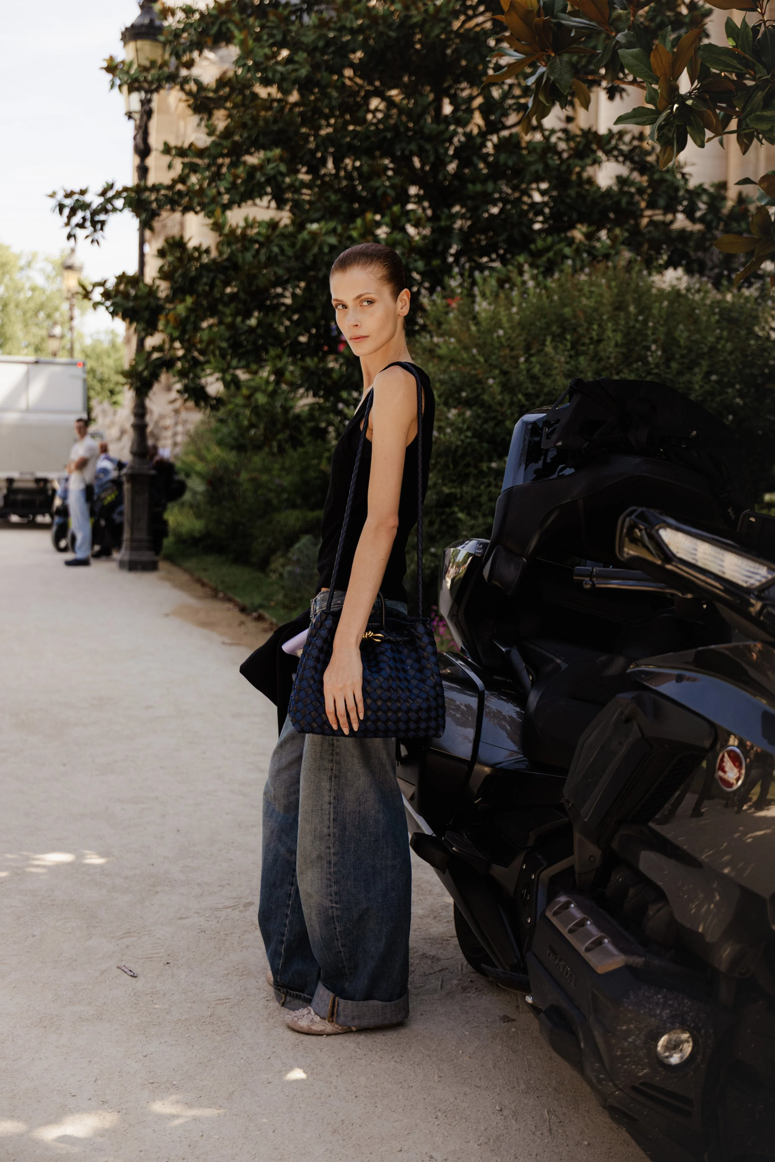 Leticia-Hall-2026-07-06-Couture-FW26-StreetStyle1-MelodieJeng-MEL_2789.jpg
