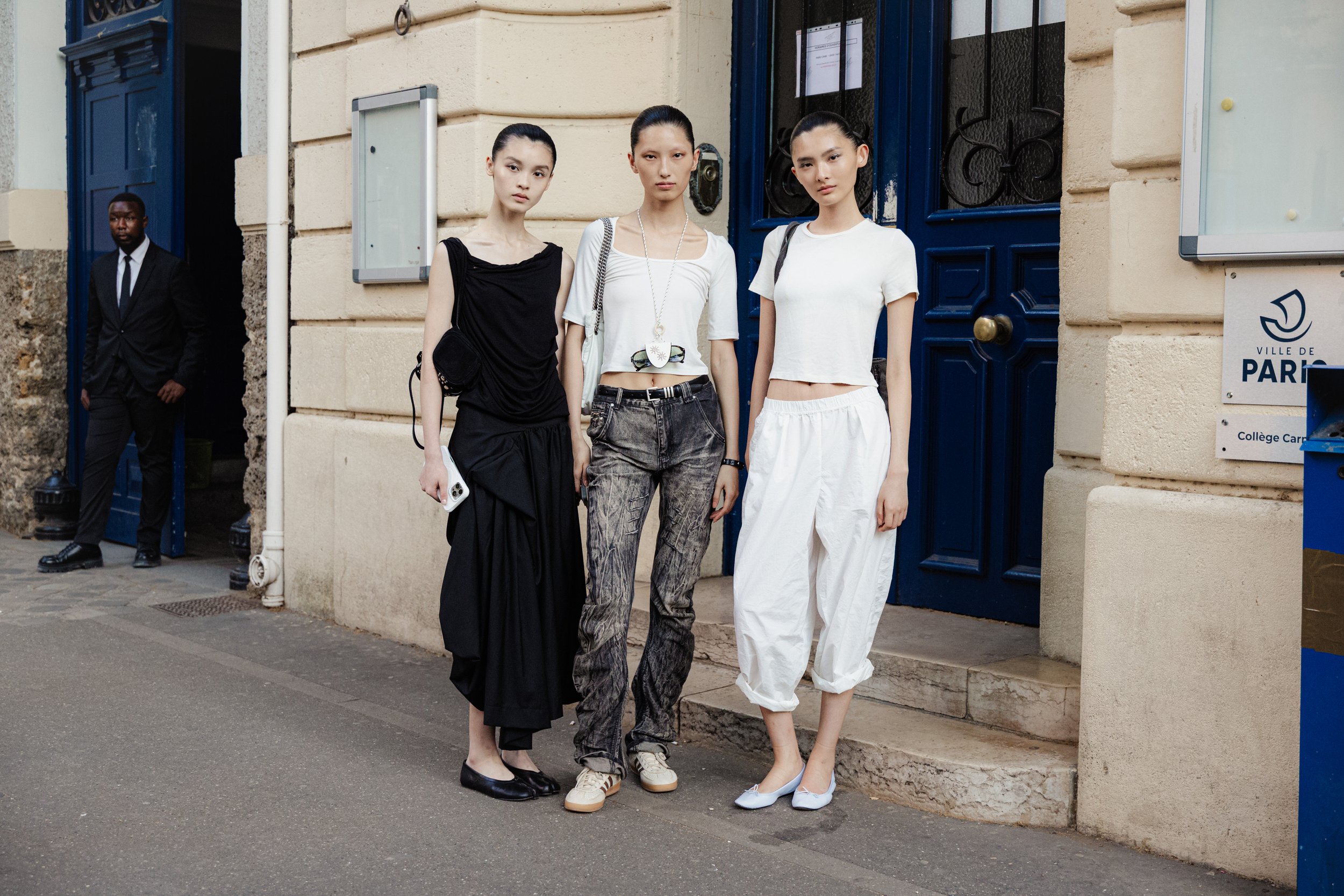 Yuting-Zou-Xinyue-Guo-Iris-Kahann-2026-07-07-Couture-FW26-StreetStyle2-MelodieJeng-MEL_2242.jpg