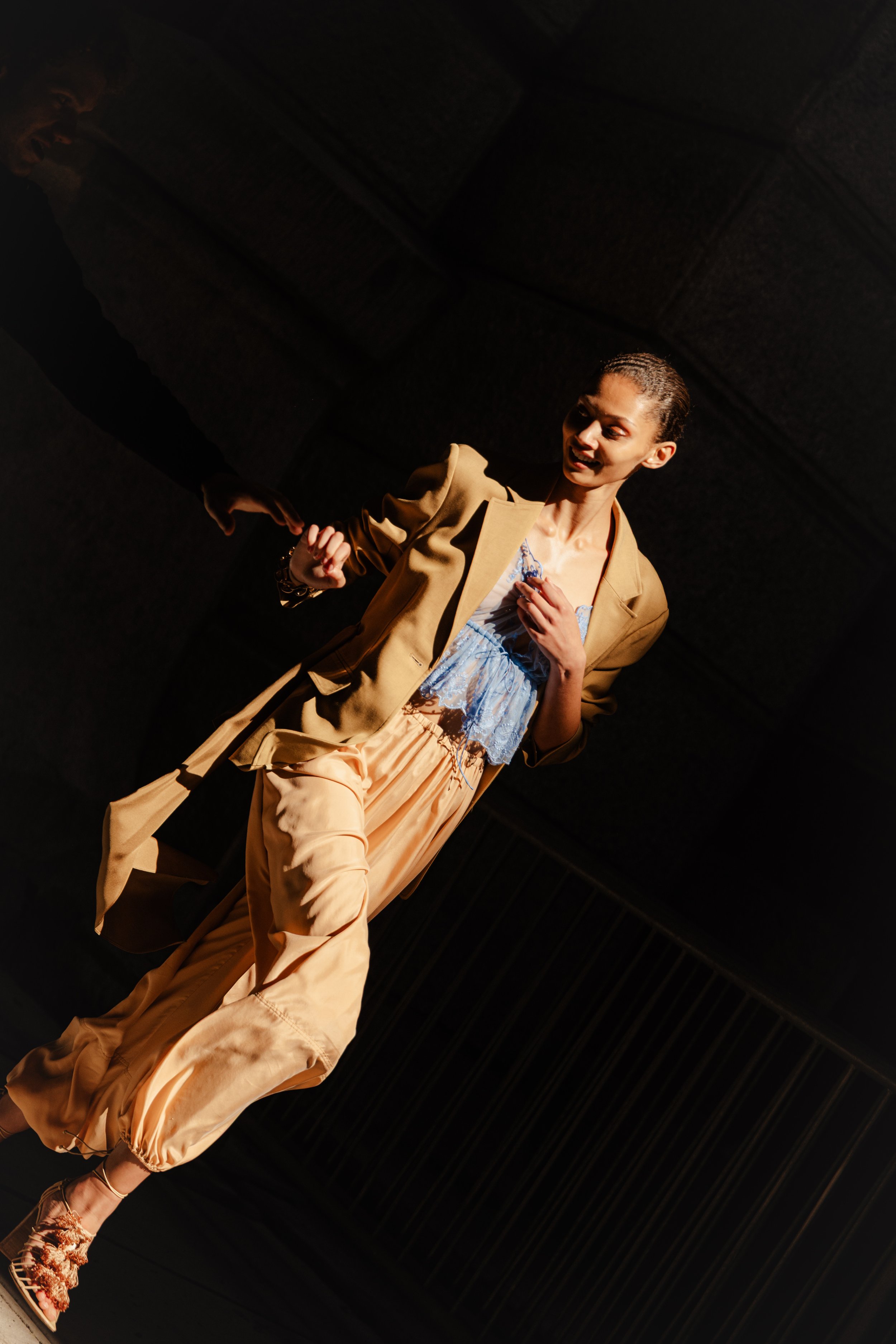 16 2026-09-14-UllaJohnson-SS27-Backstage-MelodieJeng-MEL_0128.jpg