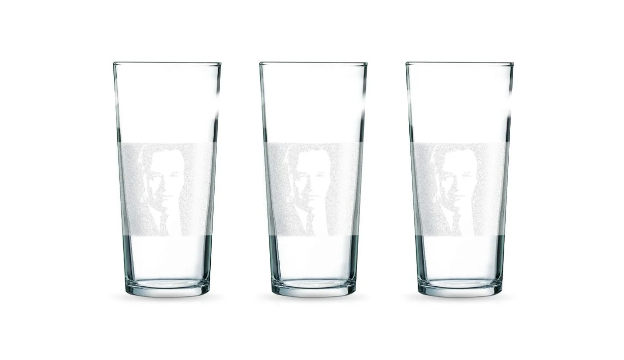 3543_Folio_ChezFreddys_Glasses.jpg