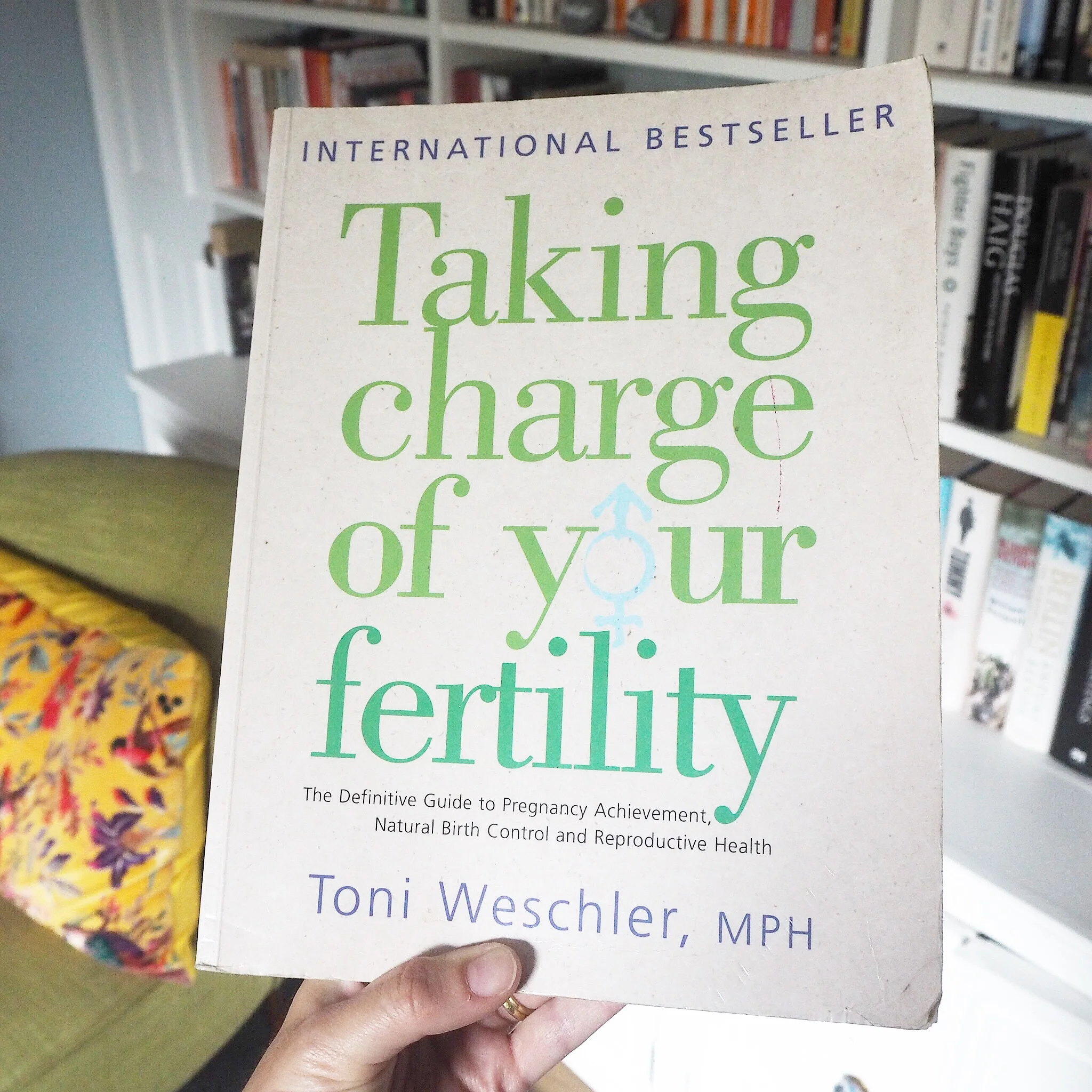 Book Review taking charge of your fertility by Toni Weschler
