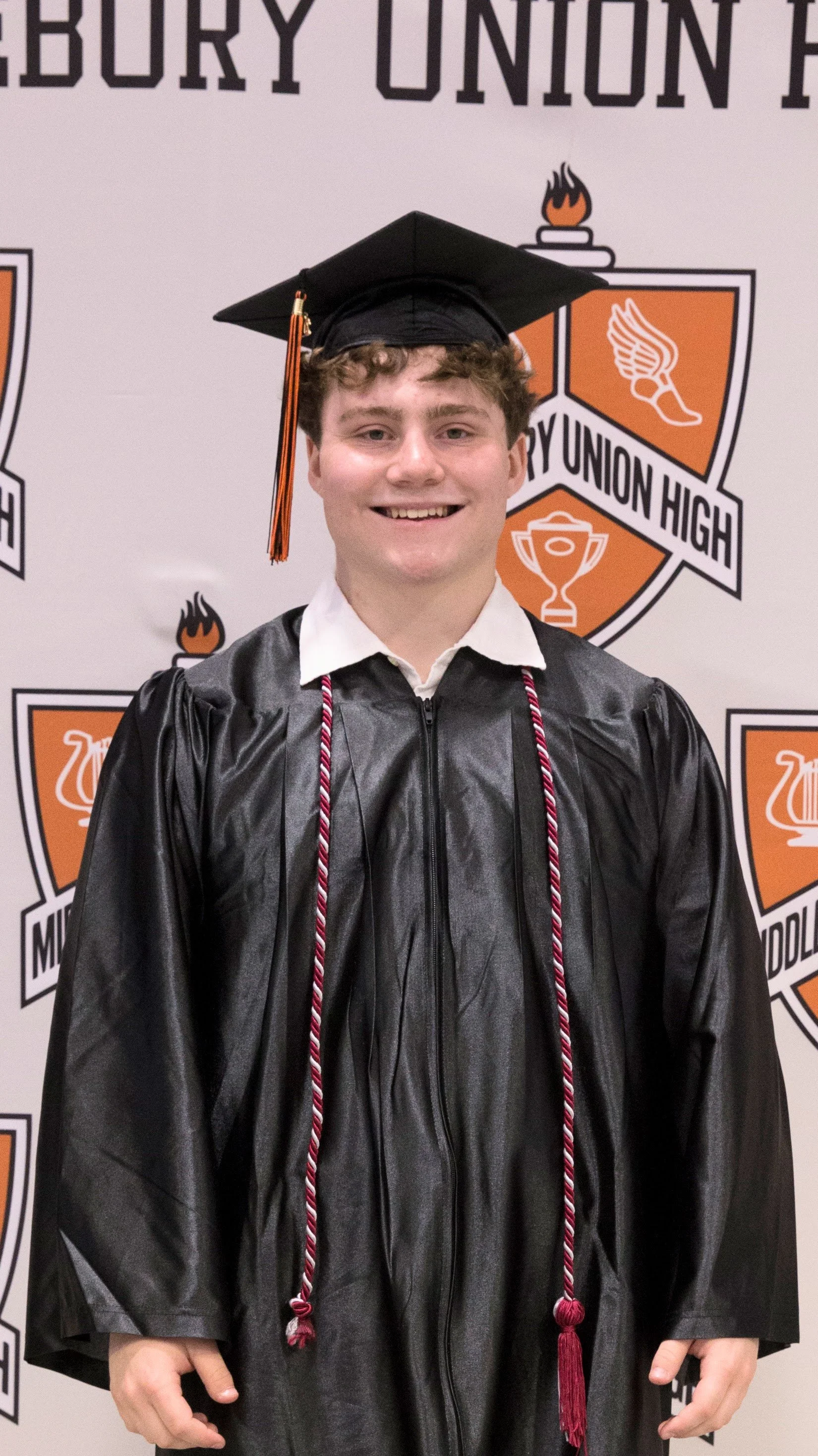 Grads63.jpg