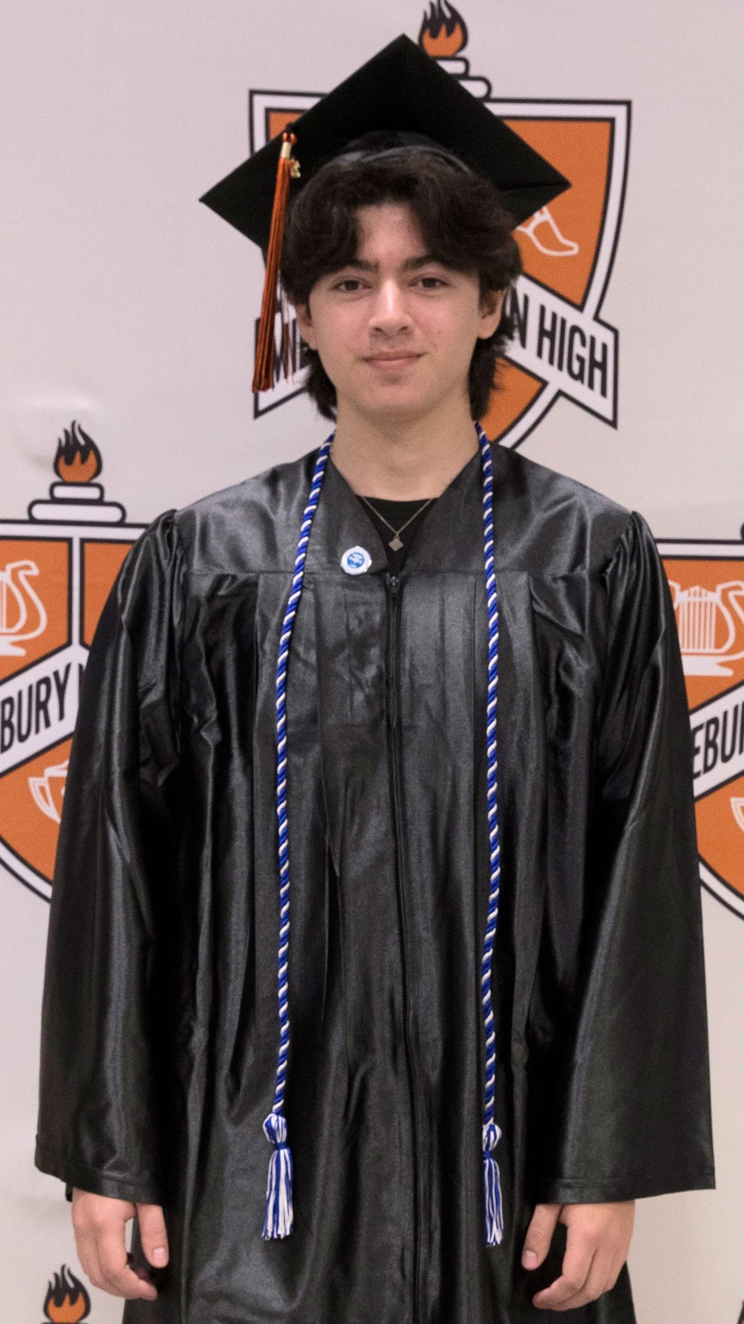 Grads73.jpg
