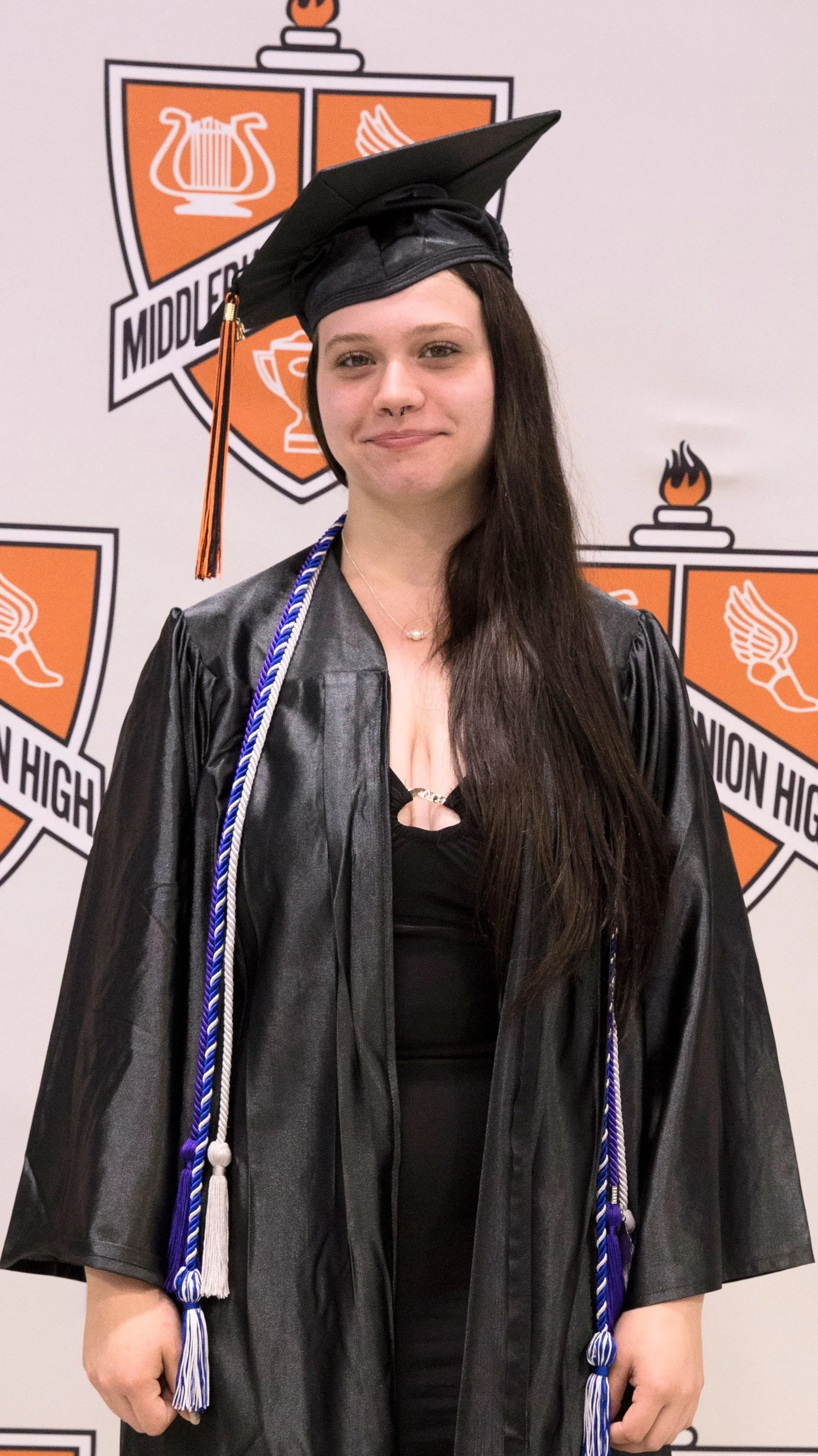 Grads147.jpg