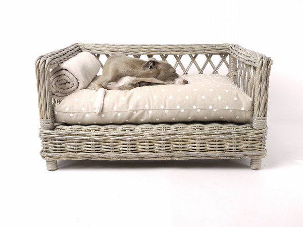 charley-chau-raised-rattan-dog-bed-dotty-taupe-mattress-01_grande.jpg