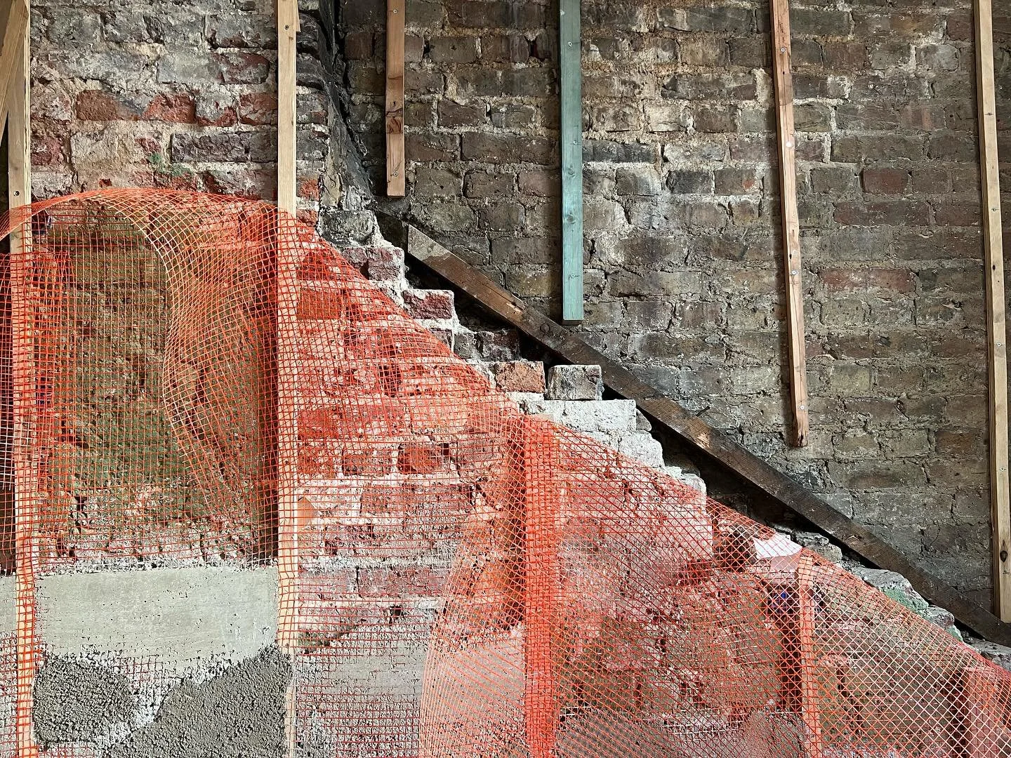 Renovating for zero carbon living

#greenbuild #netzerohome #renovation #grade2listed