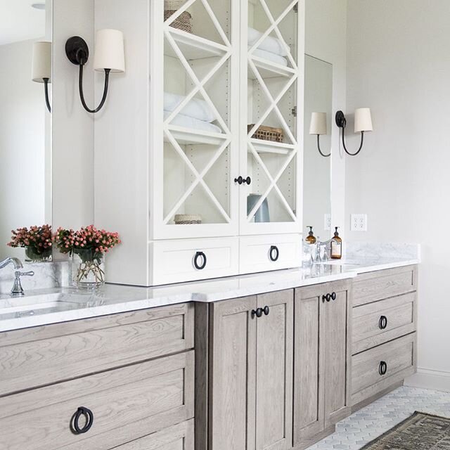 I received a gift card to bath and body works for Christmas. I haven&rsquo;t shopped there in years and therefore always just smelled like whatever bar soap I was using at the time.. well and hairspray. Storage, like in this stunning master bath, is 