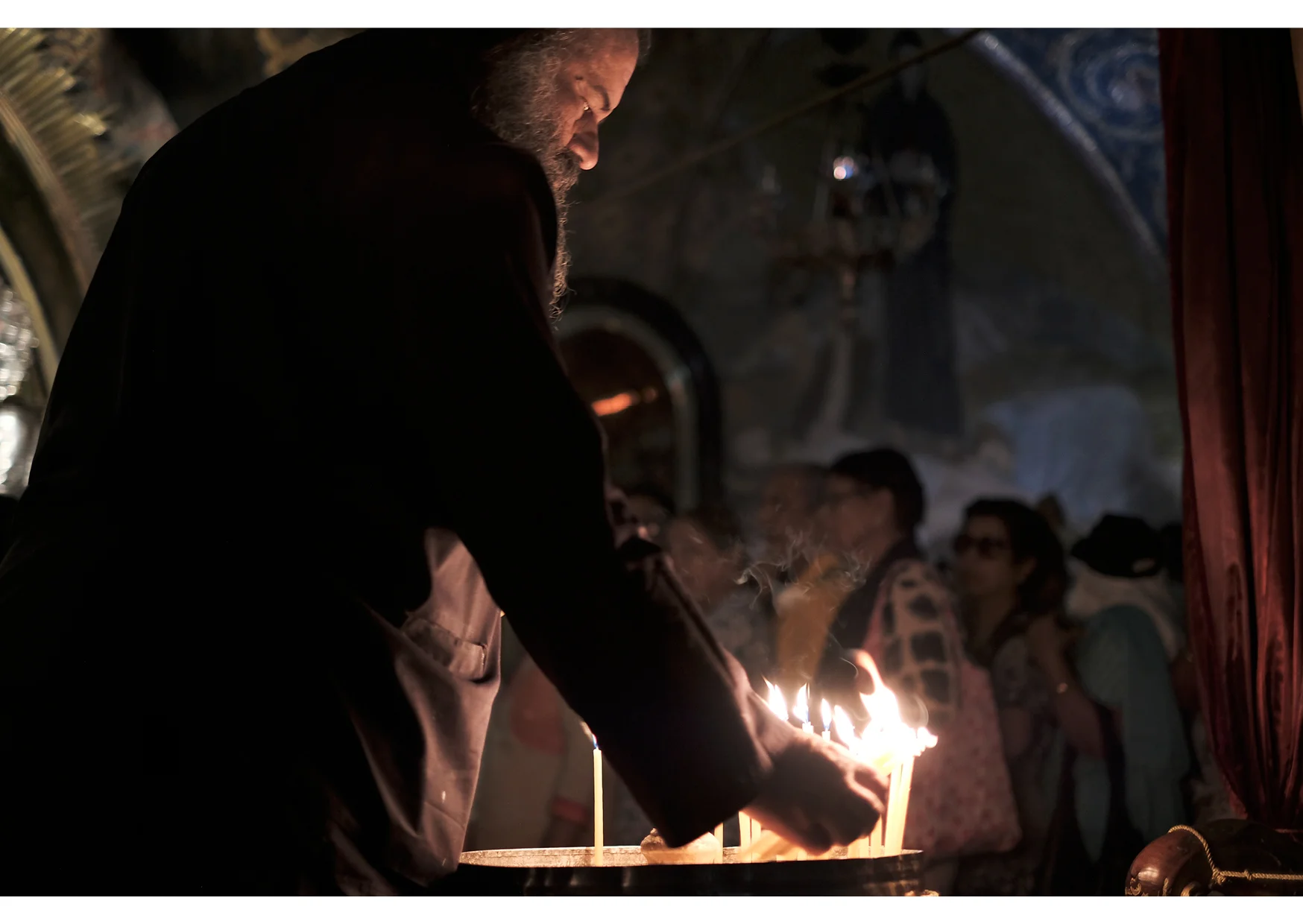Guard removing candles