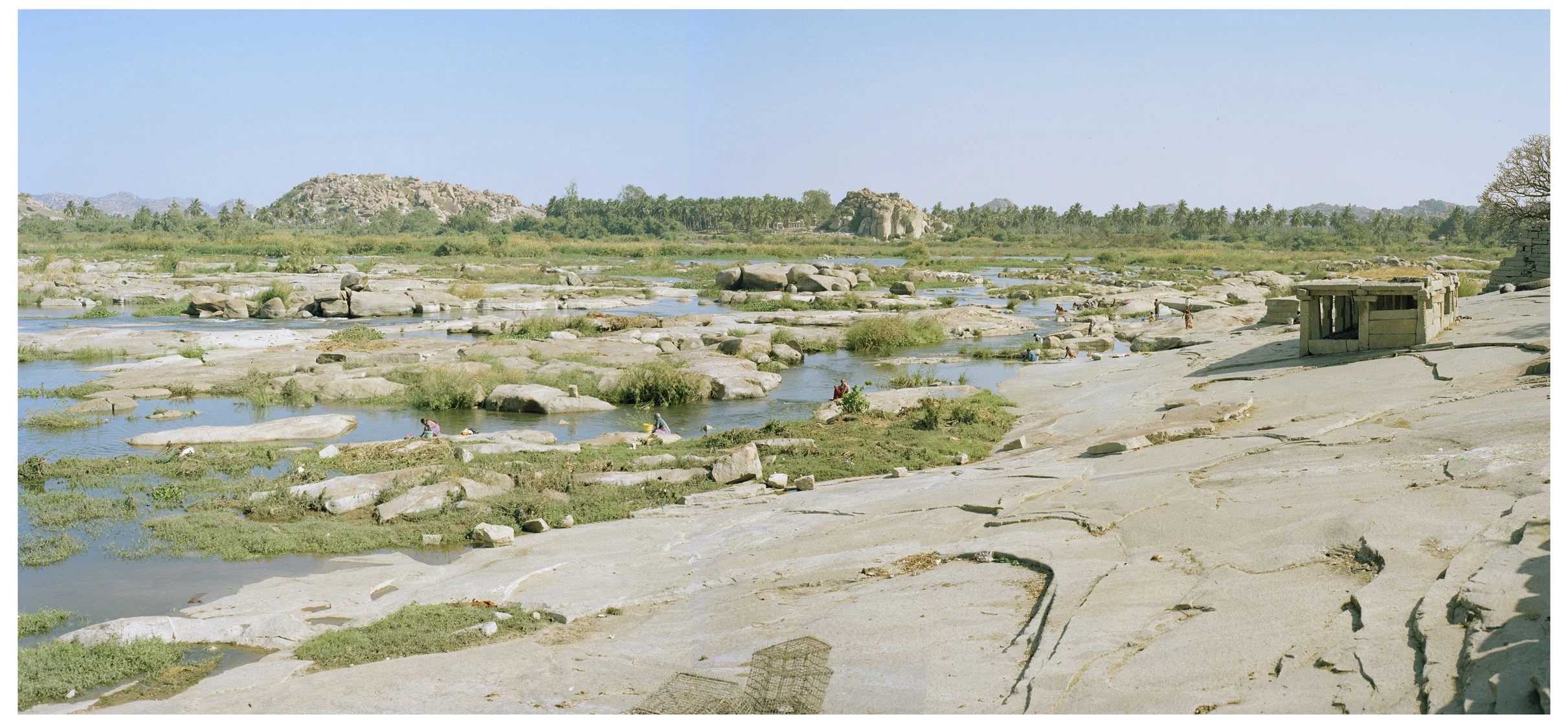 08_1_River_Laundry_l_1_sml.jpg