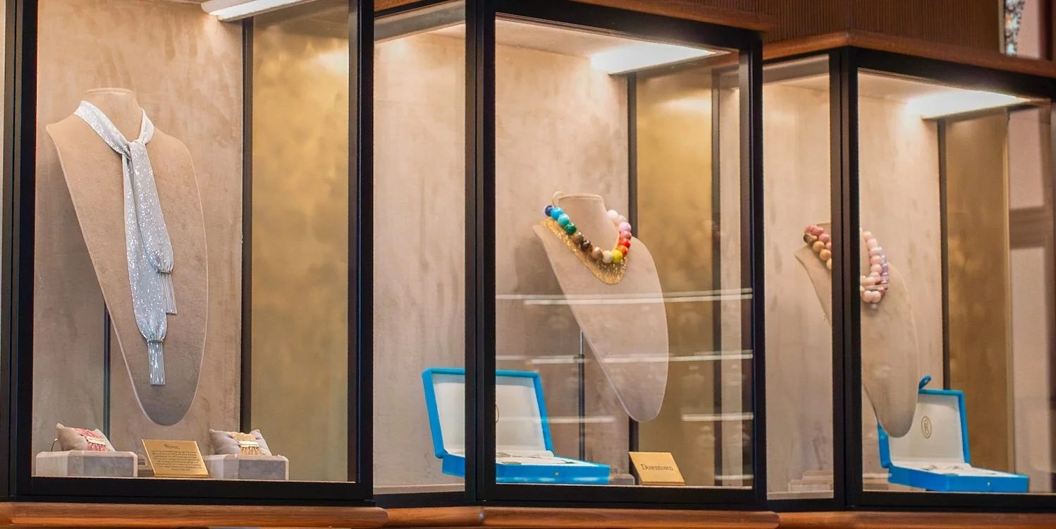 CarolinaBucci_MontecitoStore_Interior04_HiRes_4x5.jpg