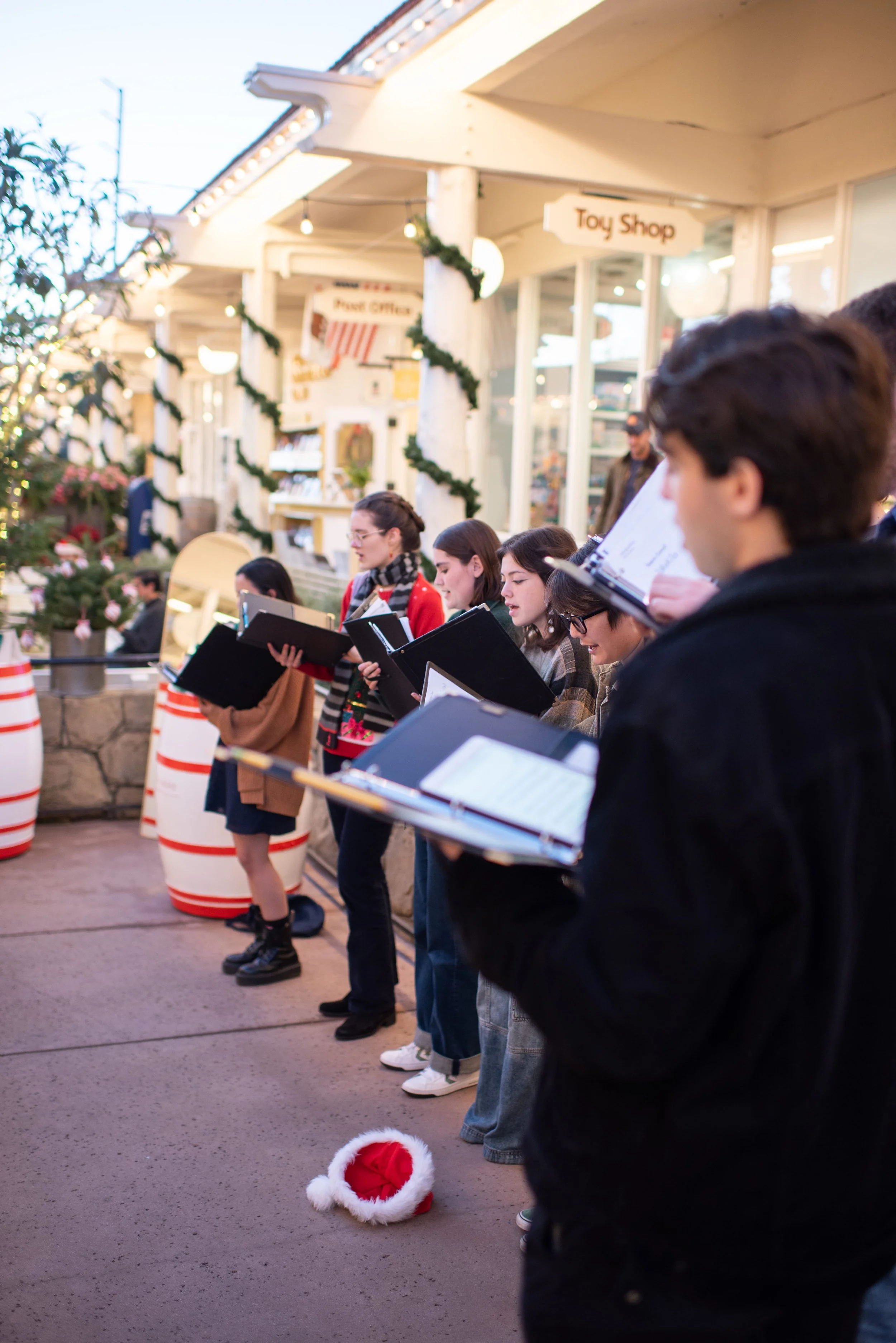 TreeLighting2025-10 (1).jpg