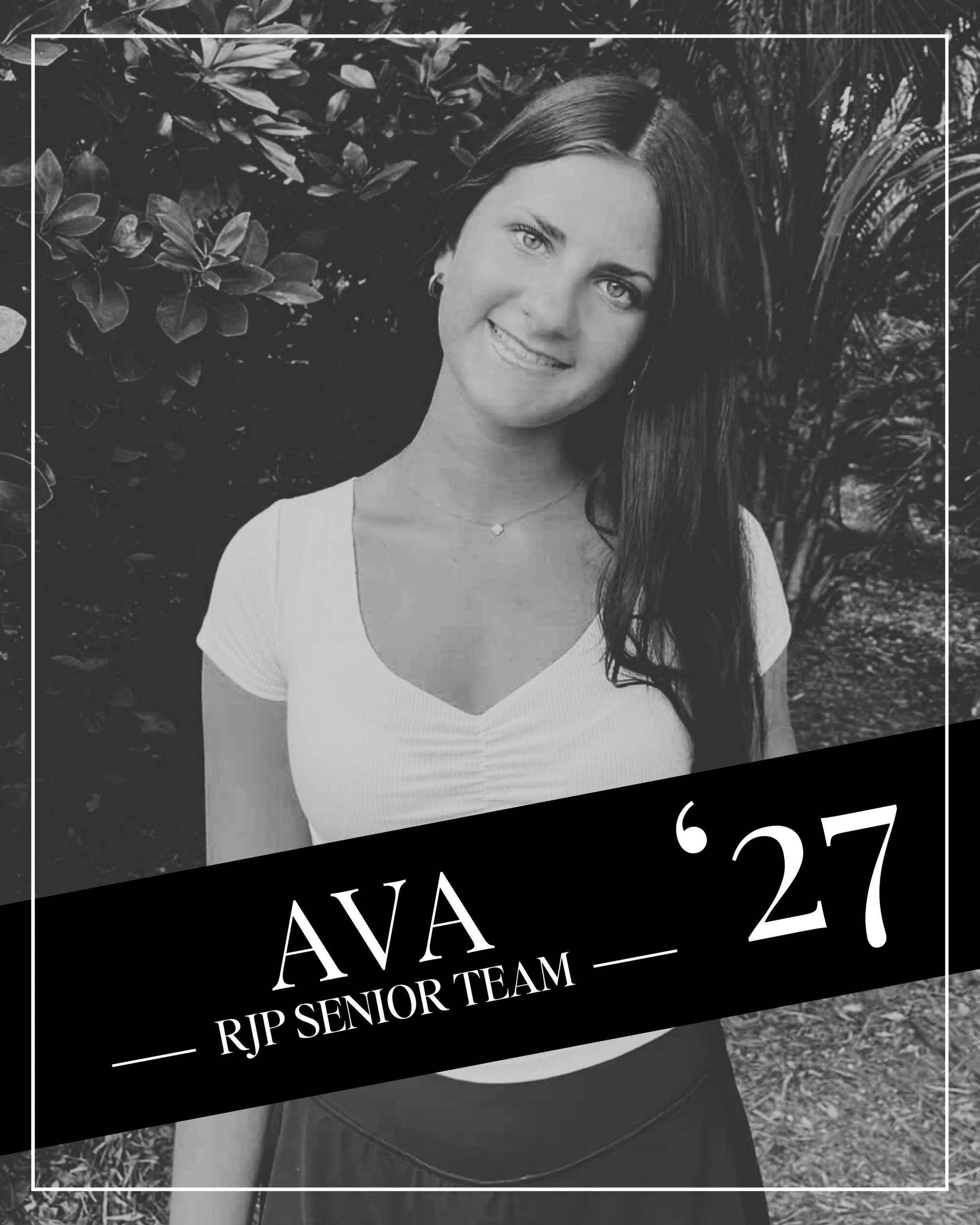 So happy to welcome Ava to the RJP Senior Team🎉 Ava is a &lsquo;27 Senior at Cary Grove High School where she plays volleyball and track and is involved in CG Buddies and Student Council. Can&rsquo;t wait to start making memories for your senior yea