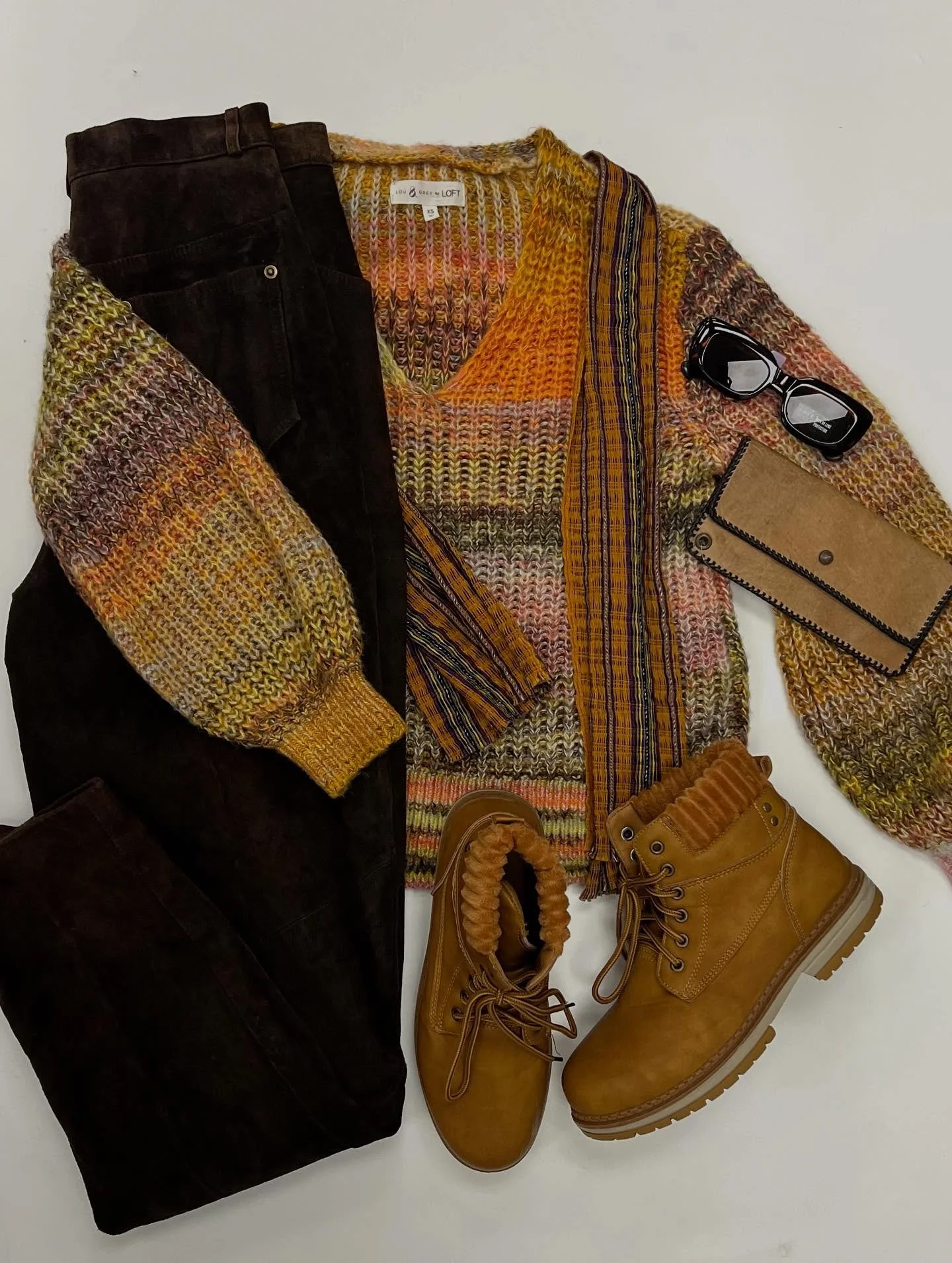 Fun fall fashions are calling your name! Come find the perfect piece for you at the Outlet! 🍁🍂

Open 11-6 Mon-Sat and 12-5 Sun! 🍄&zwj;🟫 Find us at 1871 Elmwood Ave (corner of Hertel &amp; Elmwood, across from Sonic)

Rou9e Boots - Size 7.5, $15 
