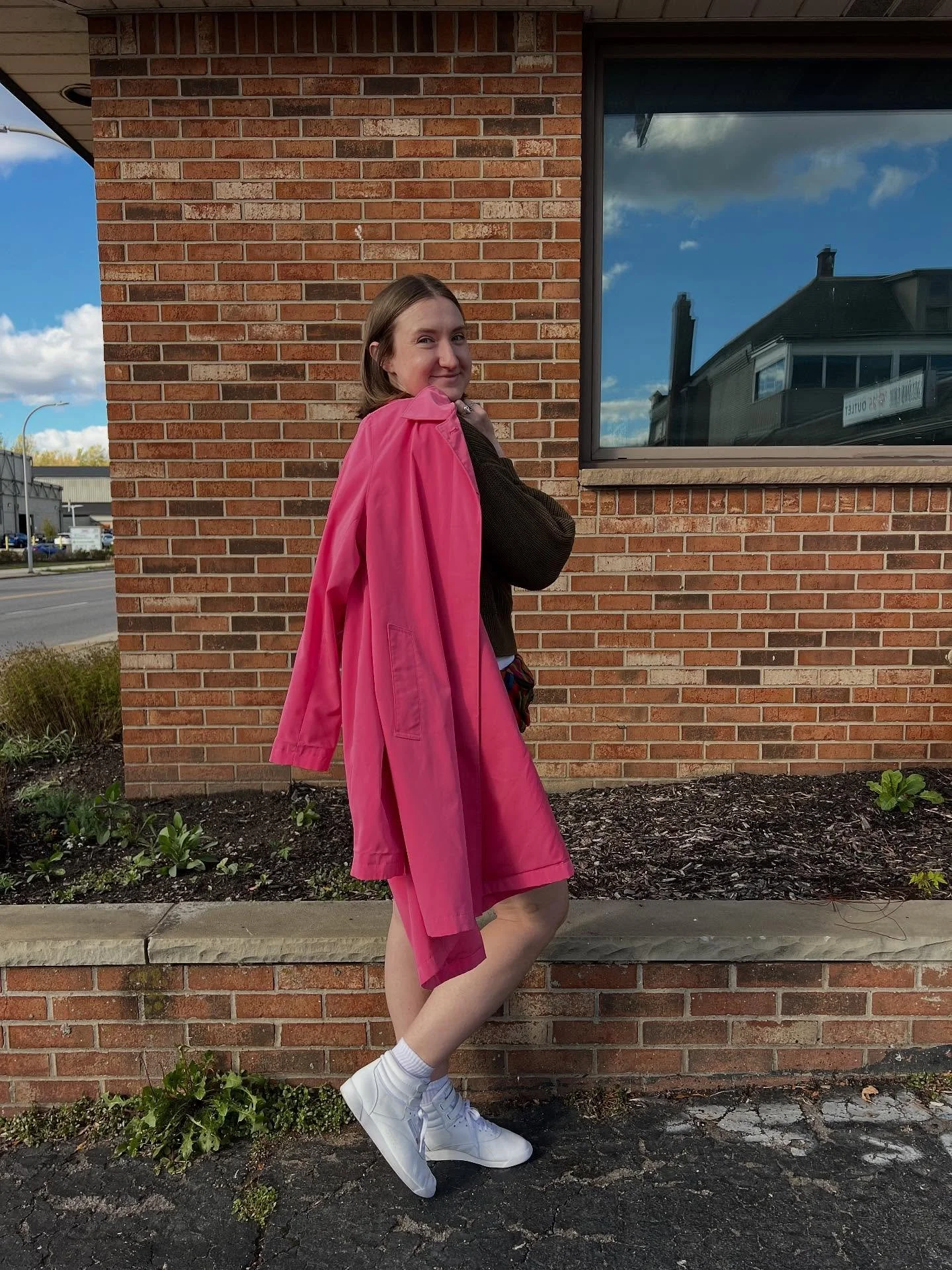 Rain or shine, the Outlet&rsquo;s prices are better than fine! 

💧☀️☂️

On Bailey: 
H&amp;M Sweater (S) $15 &bull; American Eagle Corduroy Skirt (8) $20 NWT &bull; NY&amp;Co Rain Resistant Jacket (L) Now $10 &bull; Mushroom Necklace $20 &bull; Fanny
